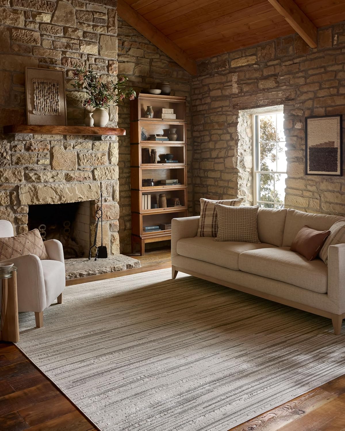 Loloi Townes Collection TOW-06 Beige/Clay 7'-10" x 10' Area Rug