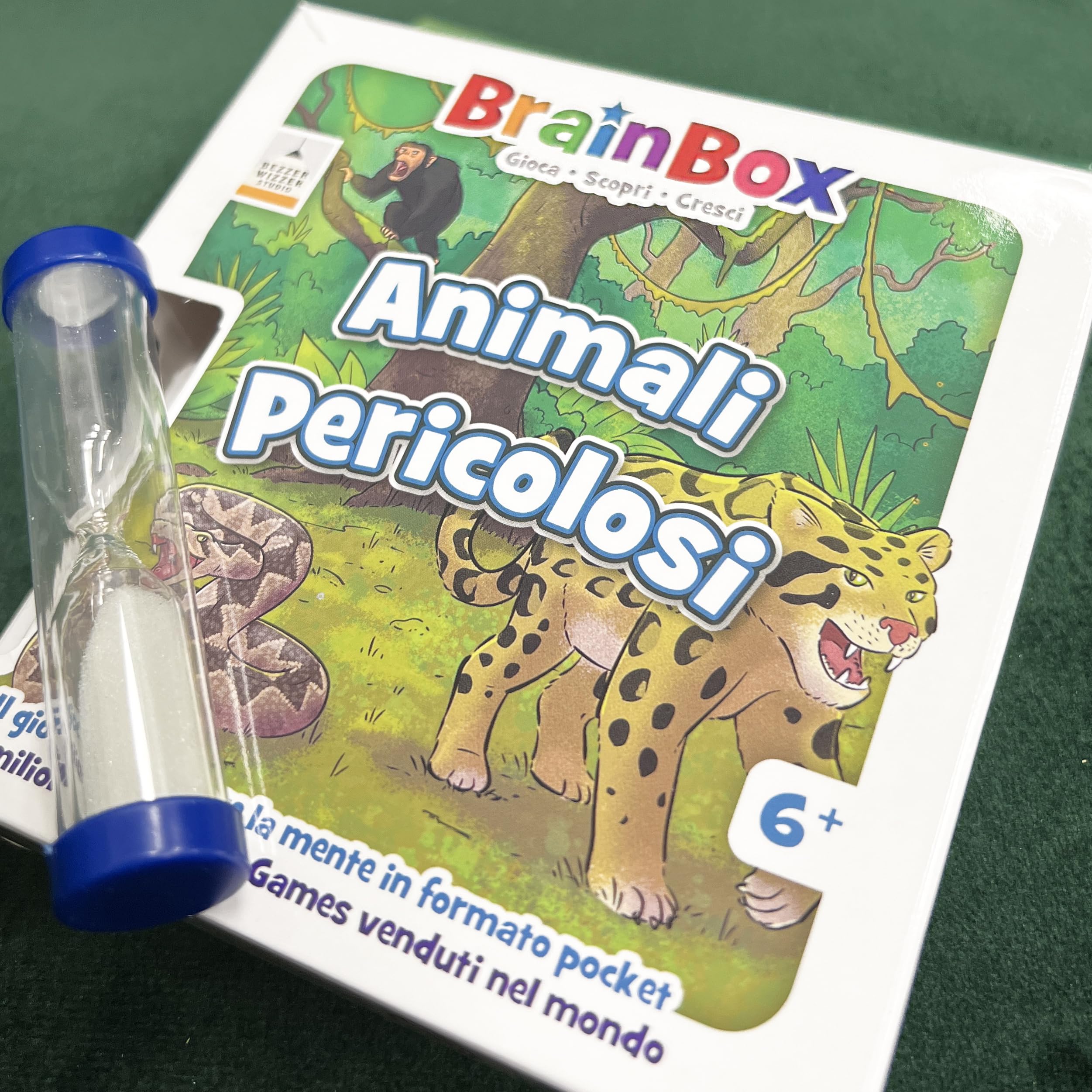 Asmodee BrainBox Tiere – Gedächtnisspiel, 54 Karten, 440+ Fragen, 1+ Spieler, Ab 8 Jahren, Italienisch