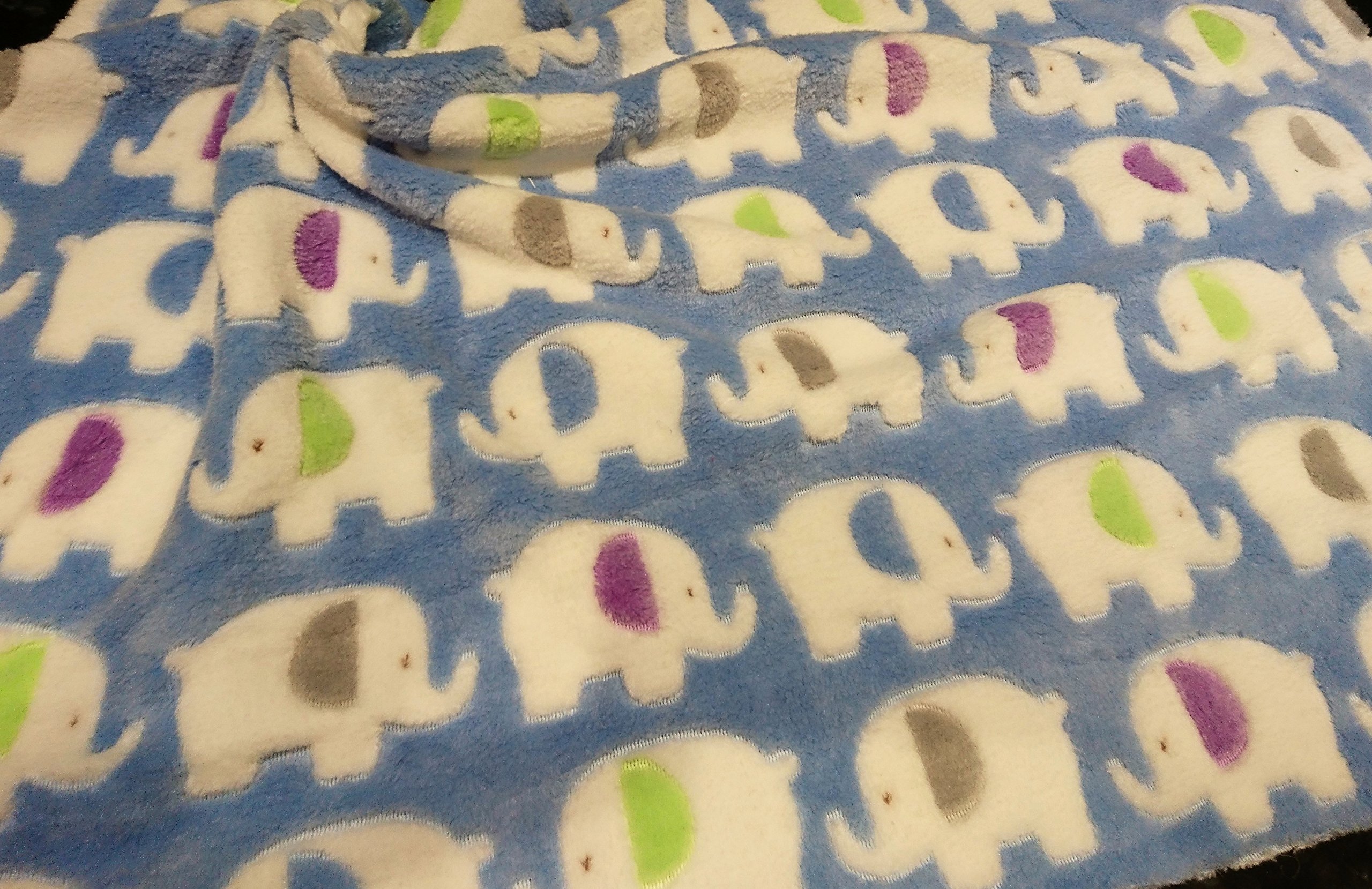 CRS VENDOR LTD. Double Sided Supersoft Cuddlesoft Fleece Fabric Material - ELEPHANTS PALE BLUE