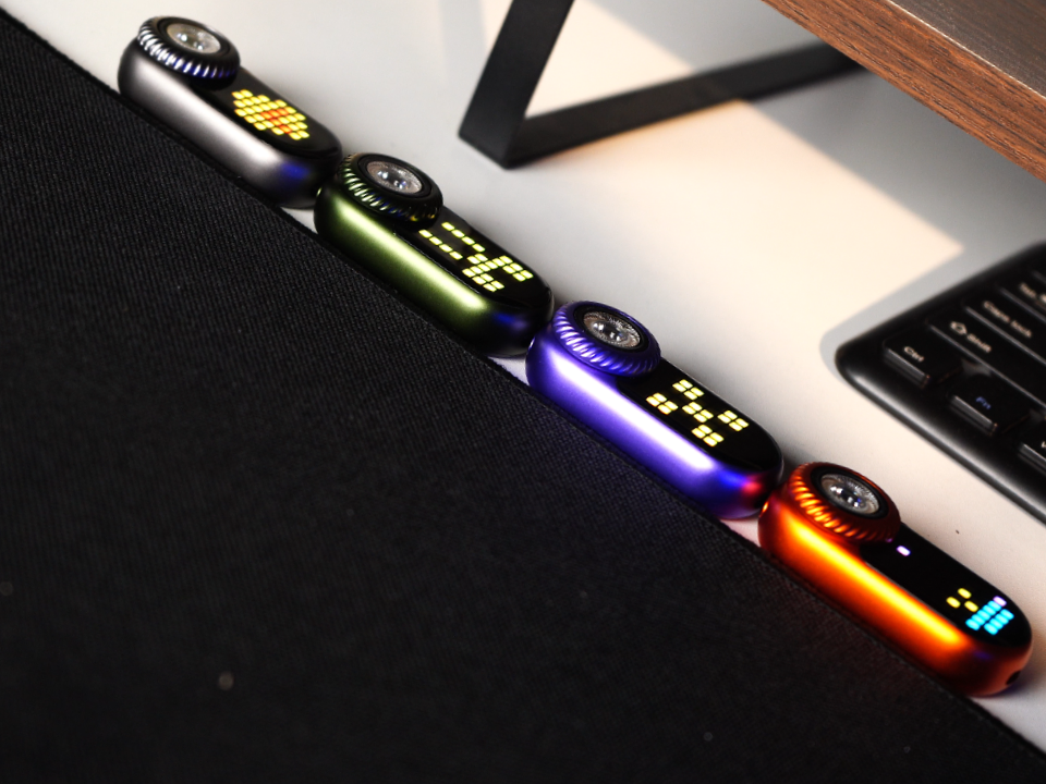 Amazon.co.jp: LOOP GEAR LOOPDOT LED懐中電灯 RGBピクセル画面 11種類