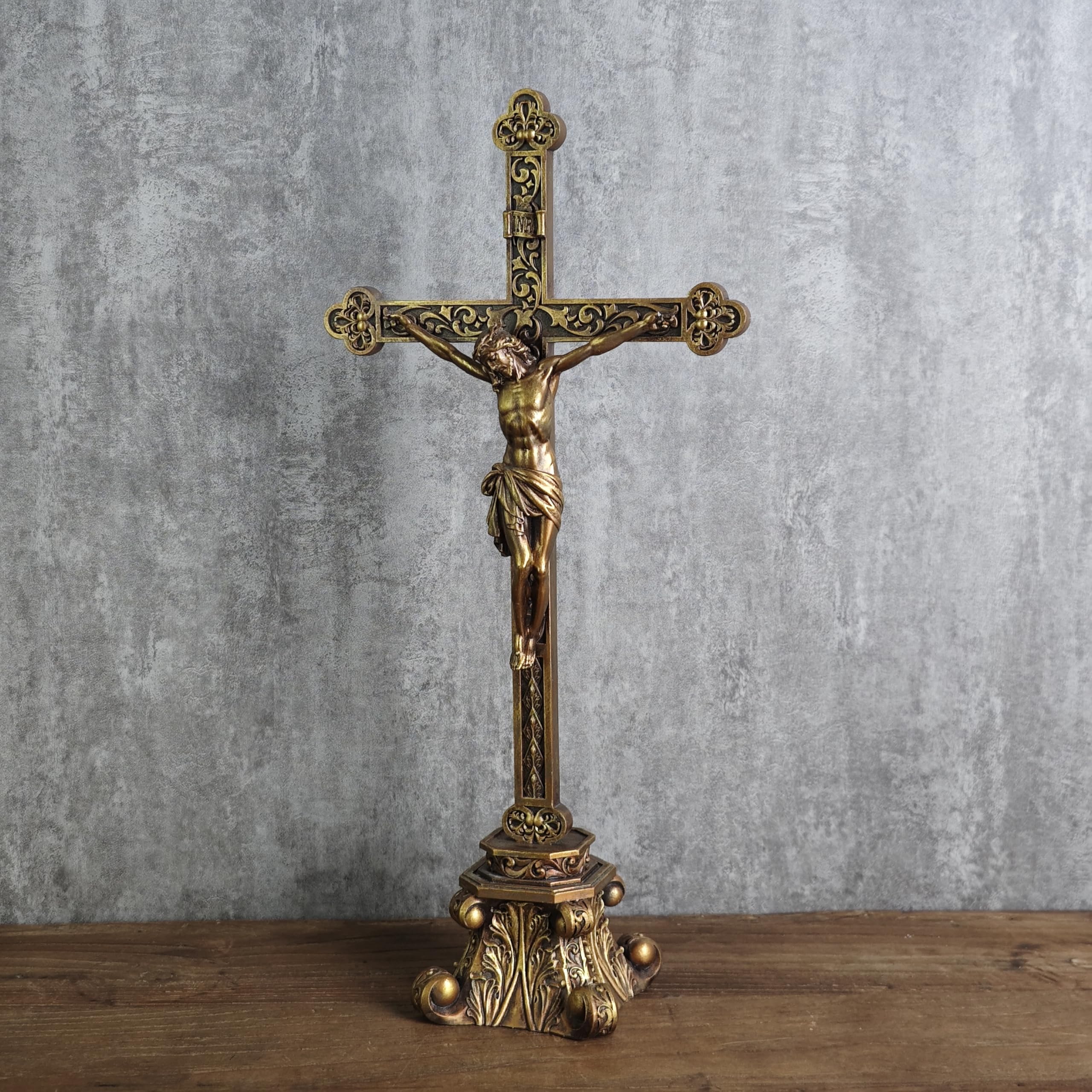 BC BUILDCLASSIC Crucifix sur pied croix religieuse peinte à la main or vintage 37,5 cm