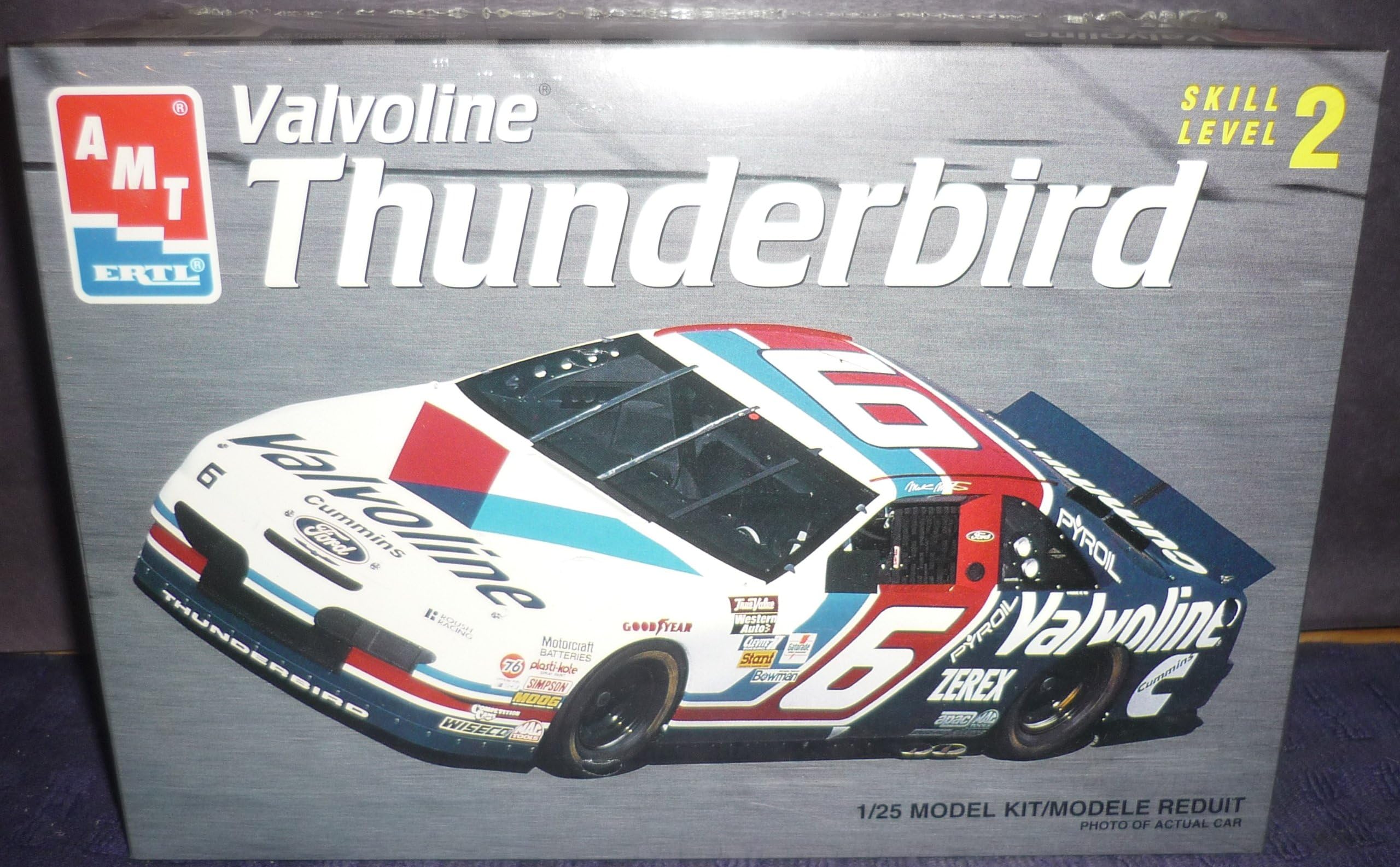Valvoline Thunderbird AMT ERTL 8189 Skill Level 2 1/25 Model Kit Car