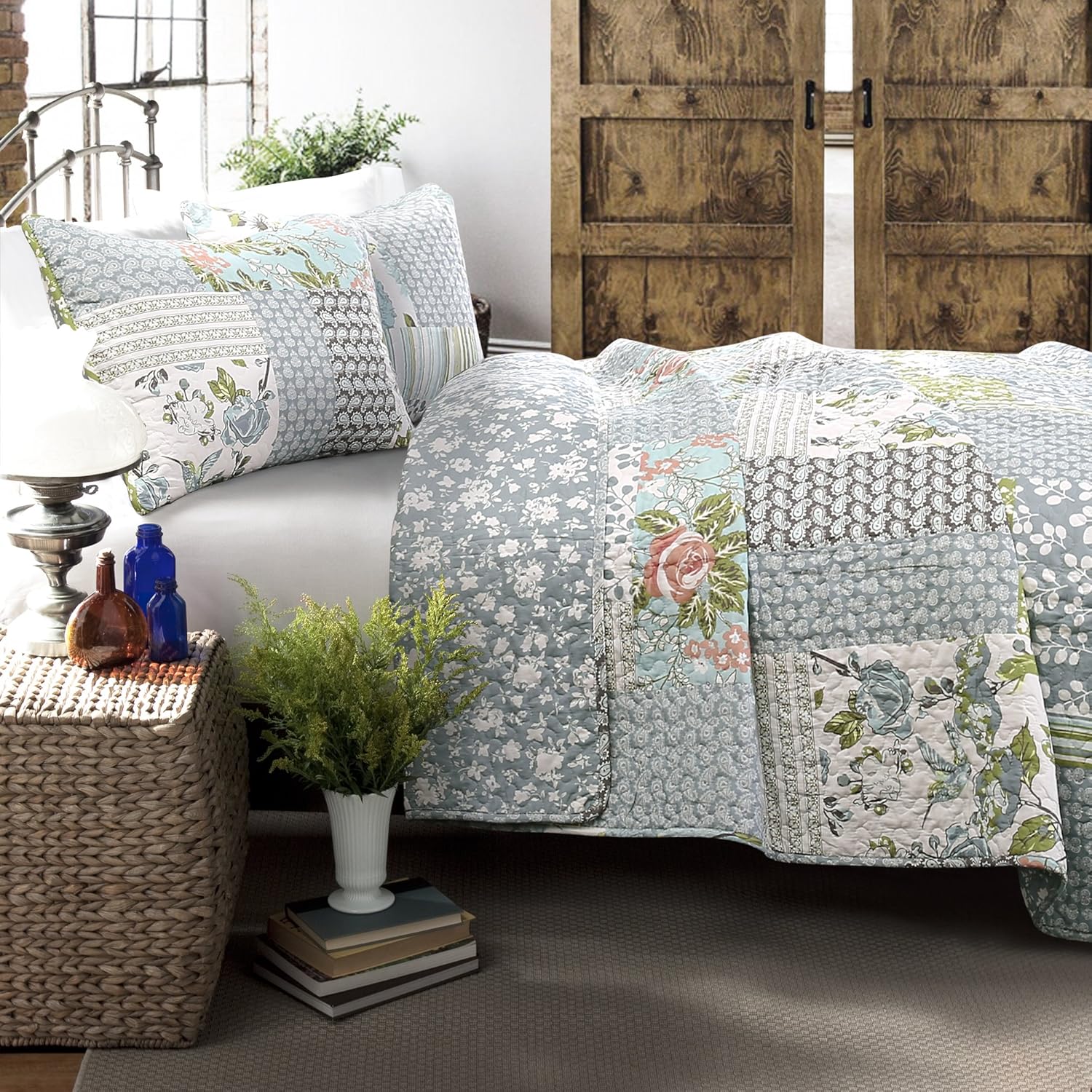 Lush Decor Roesser Reversible Cotton Quilt King Size 3 Piece Set Blue - Floral Bedding Set King Quilt - Patchwork Quilts - Cottage Core Decor - Image 2