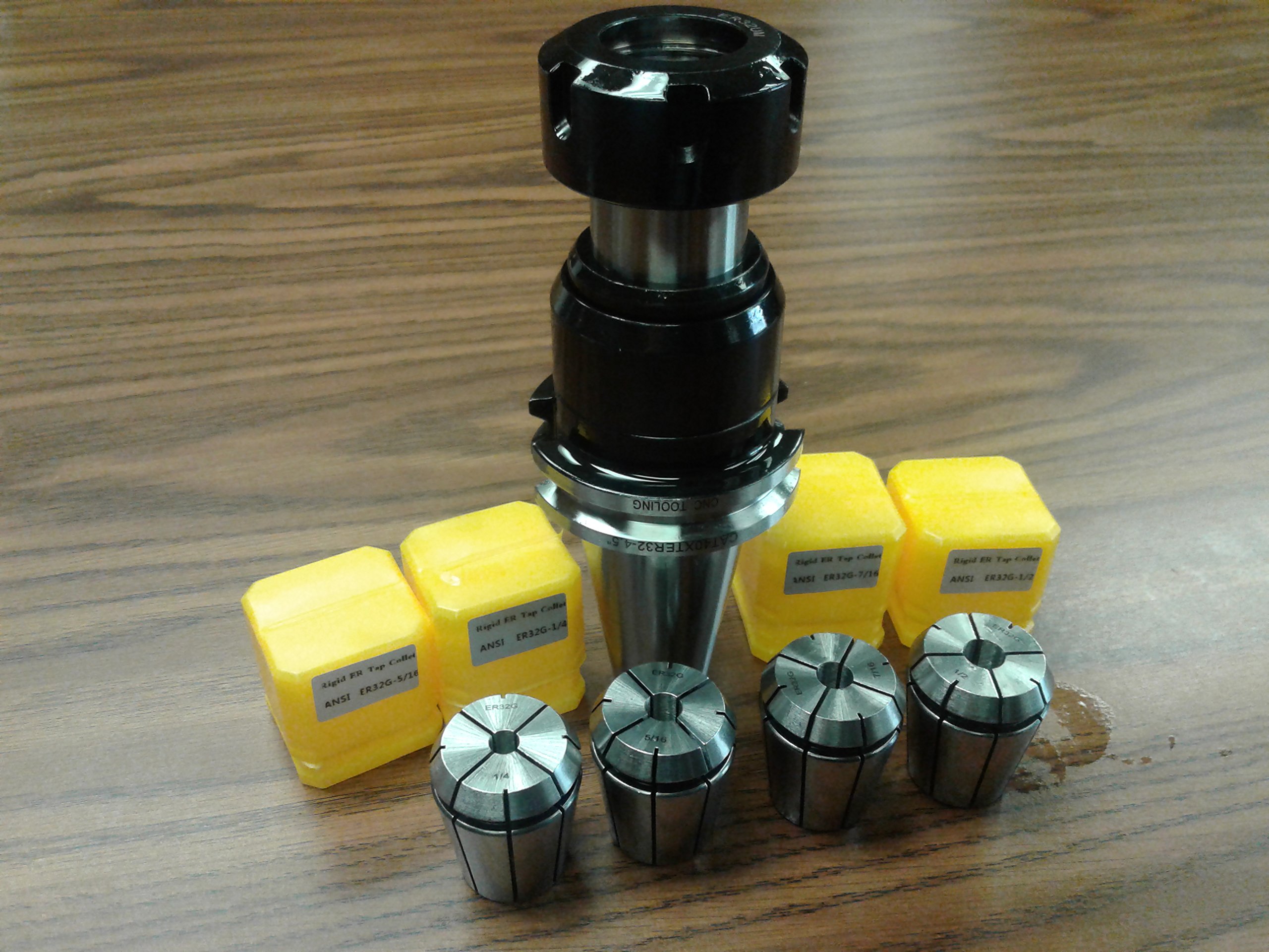 CAT40-ER32 Floating Tap/Tapping Holder w. 4pcs ER32 tap collets #CAT40-ER32-T