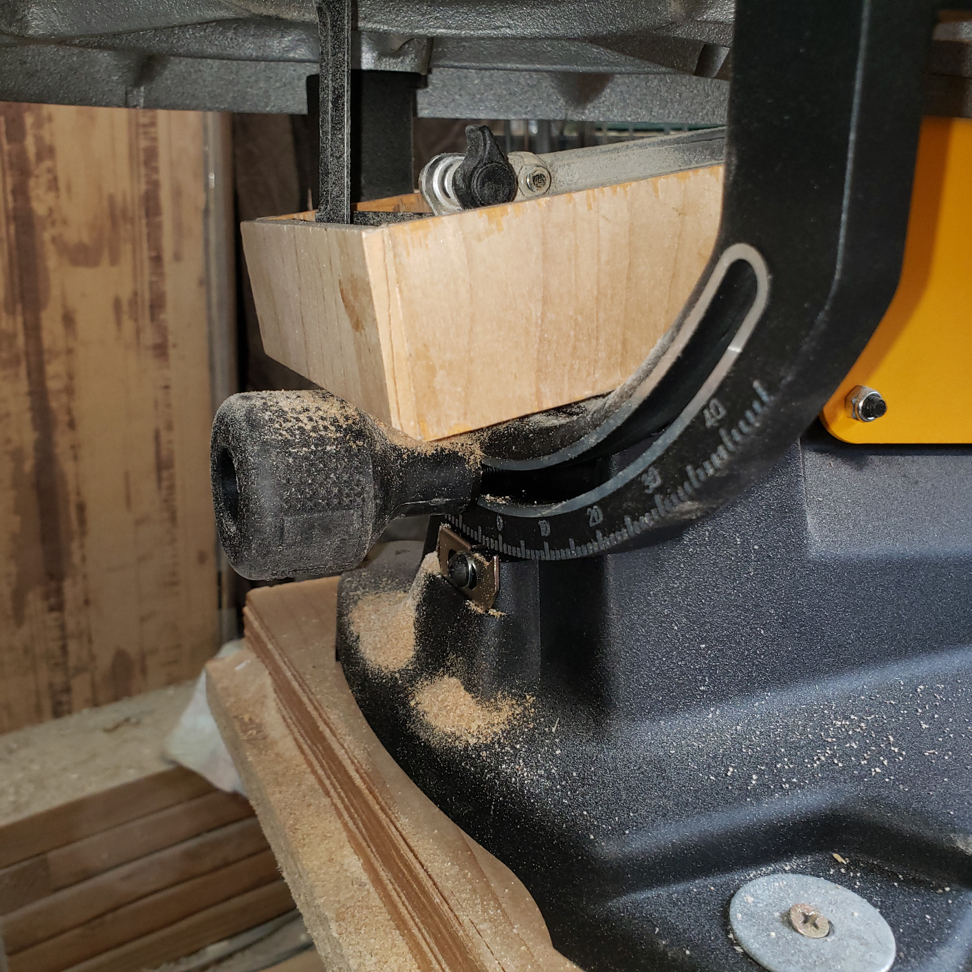 43/mo Finance DEWALT DW788 1.3 Amp 20Inch VariableSpeed Scroll Saw