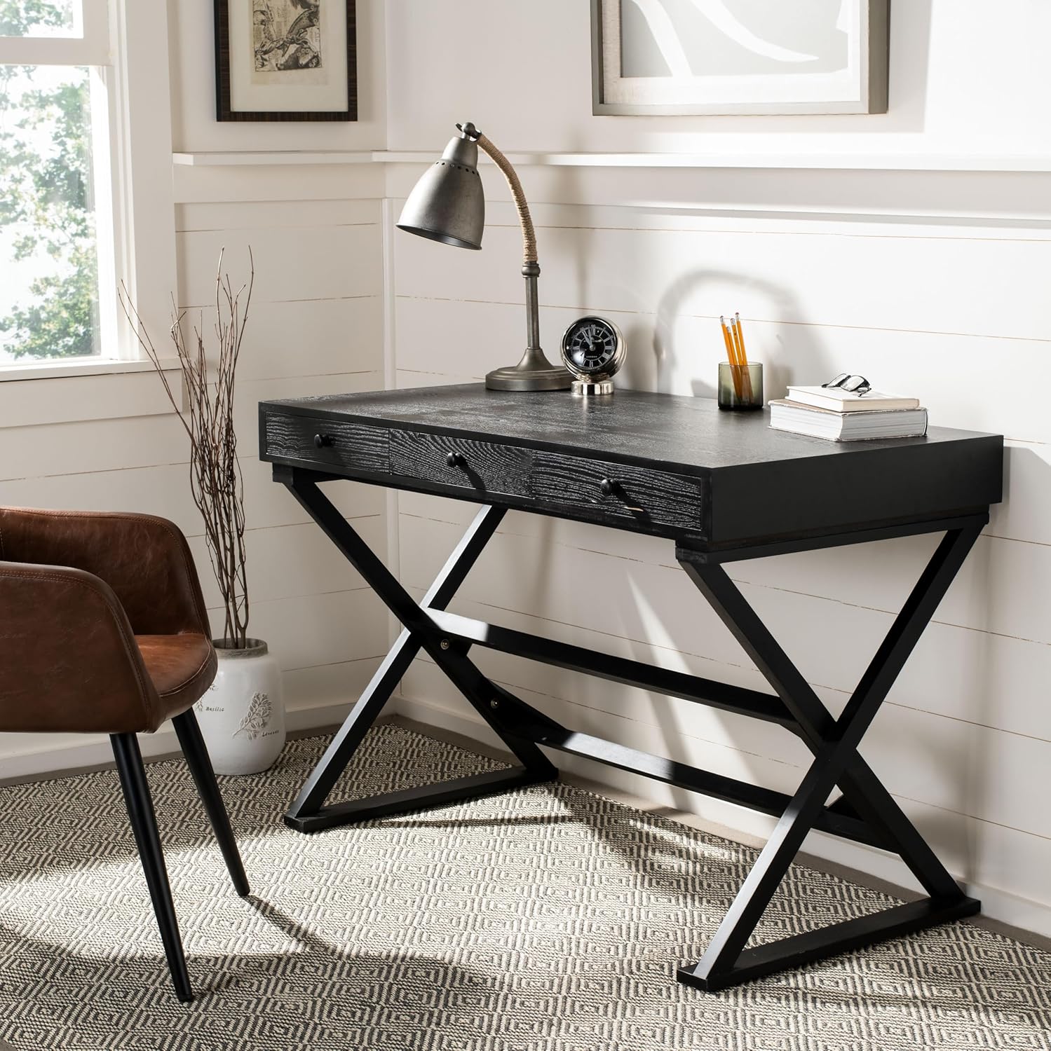 Safavieh AMH1525A, 0, Distressed/Black