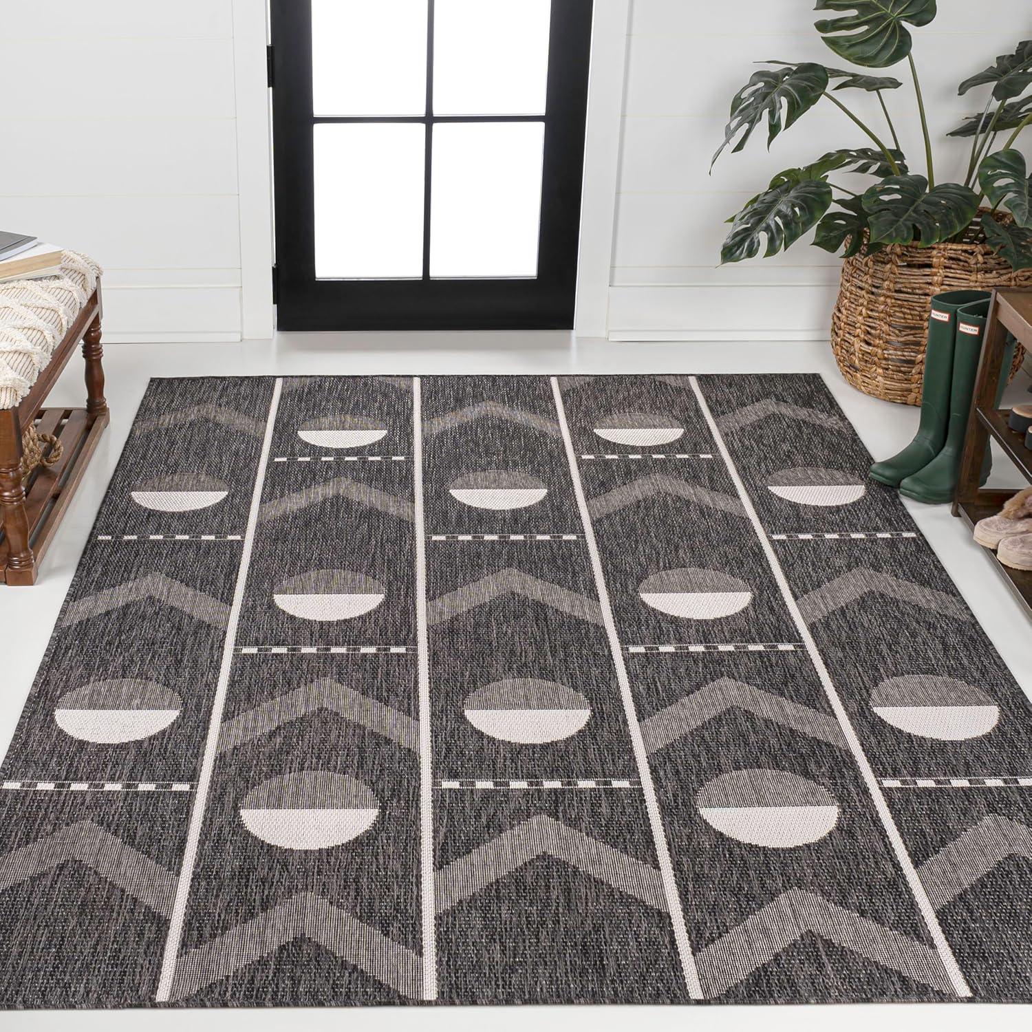 JONATHAN Y Geometric Indoor Outdoor Area Rug 3X5 Black/Cream, Soren Modern for Backyard, Patio, Porch, Easy-Cleaning, High Traffic, Pet-Friendly, Non-Shedding (TSN304A-3)