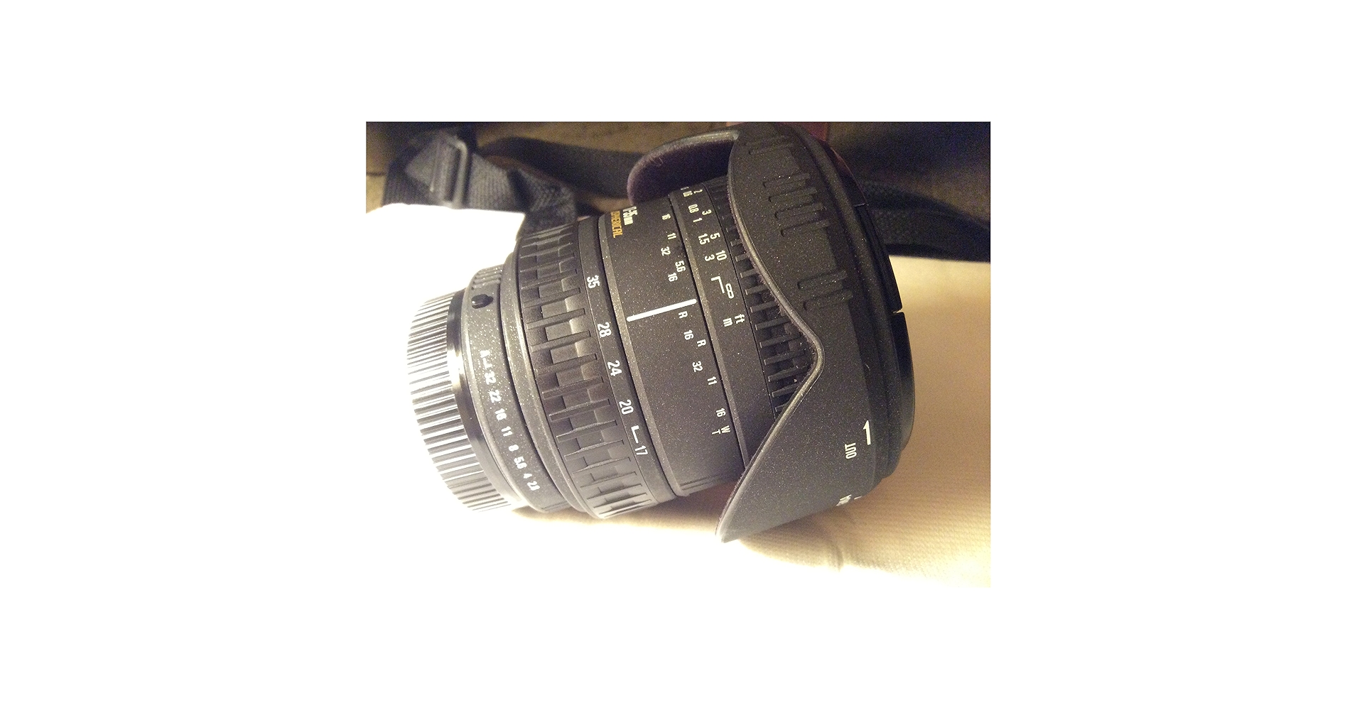 Amazon.com : Sigma 17-35mm f/2.8-4 EX DG IF HSM Aspherical Amazon.com : Sigma 17-35mm f/2.8-4 EX DG IF HSM Aspherical