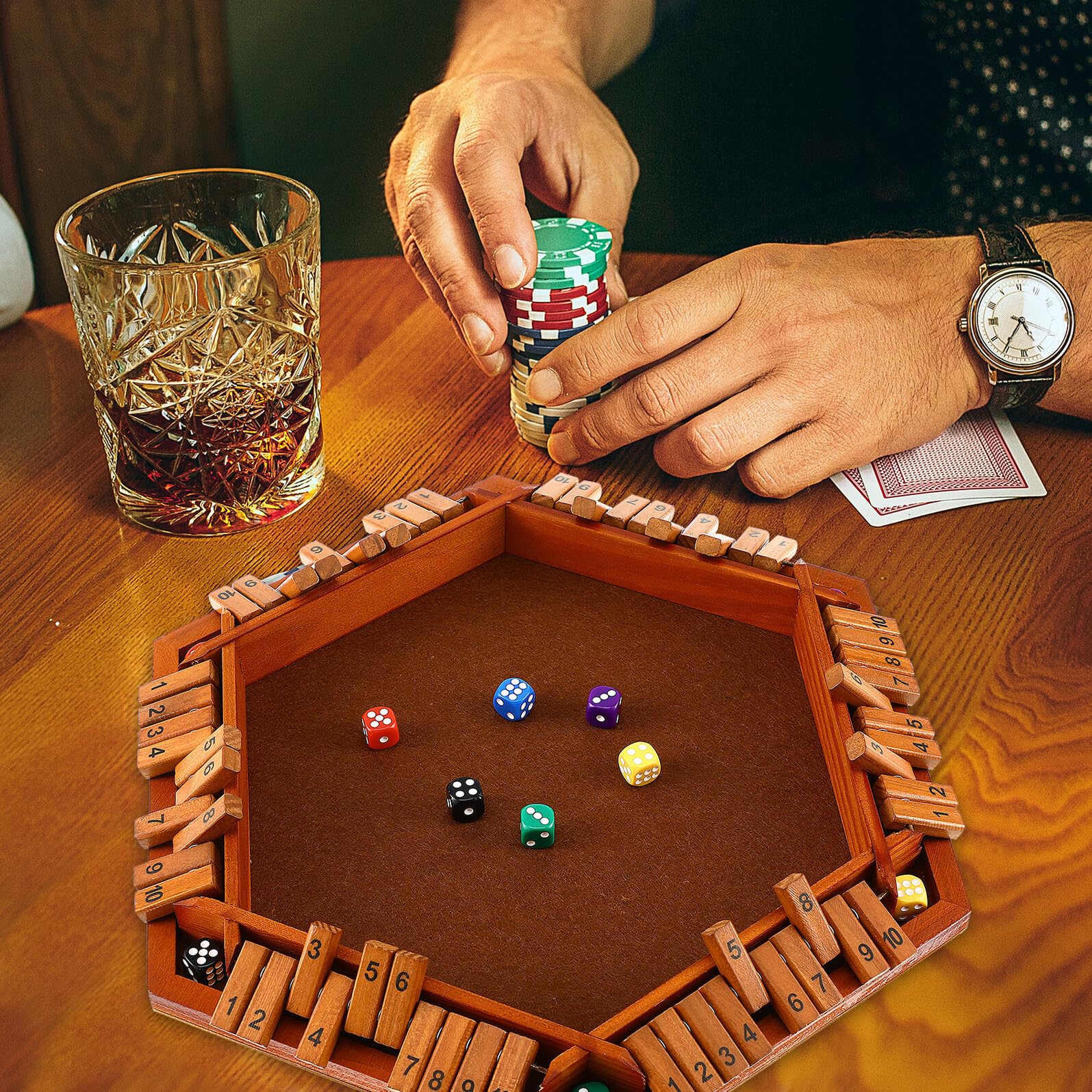 Juego de Mesa Cierra la Caja de Madera Marrón Dados