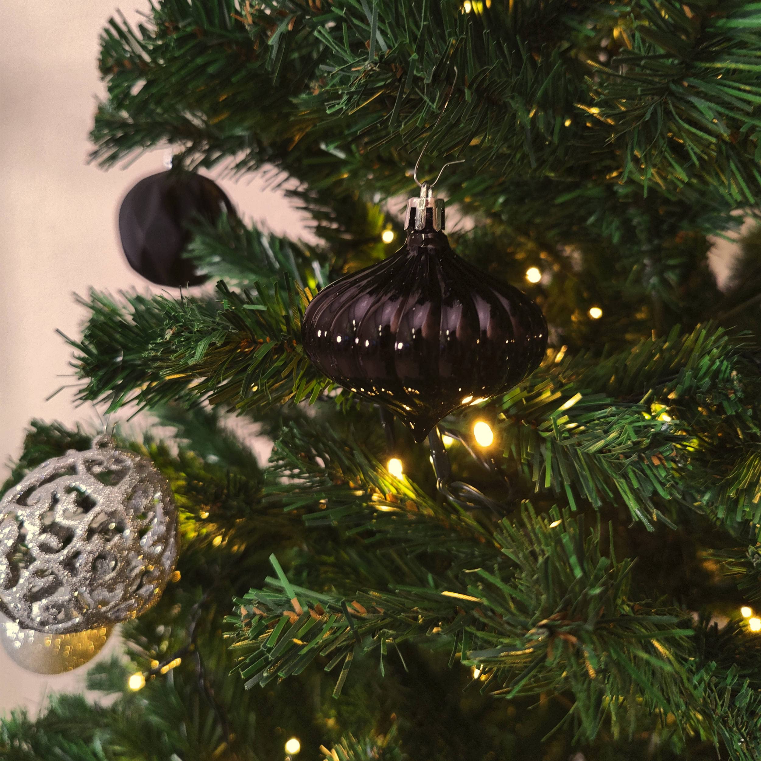 Kunststoff Weihnachtskugel Set 60 STK Ø 6cm und Ø 7cm Silber schwarz Deko Kugeln Christbaumschmuck