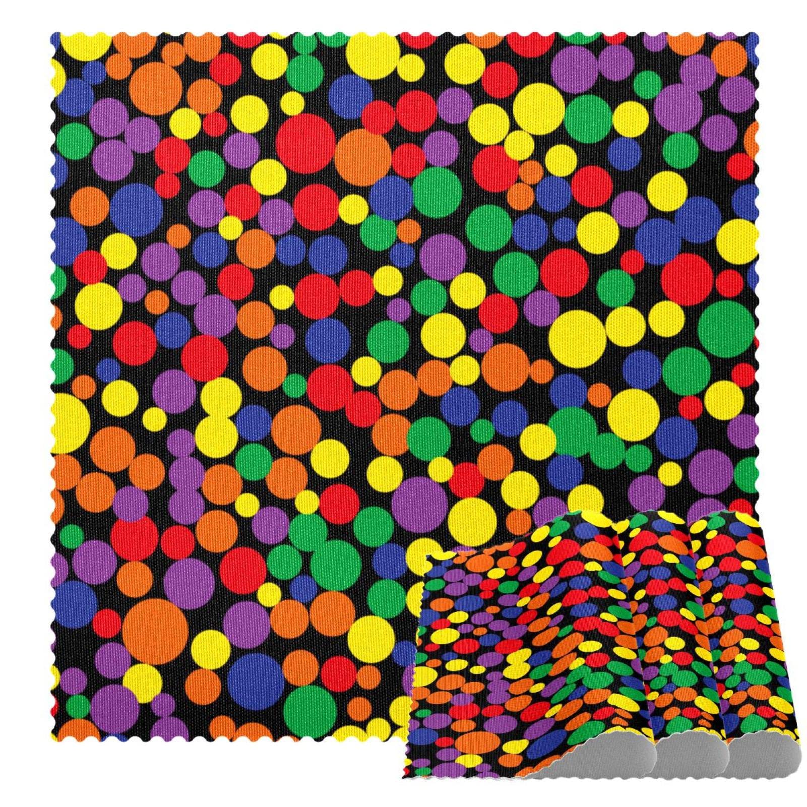 Sets de table à pois colorés pour égayer vos repas de famille en cuisine