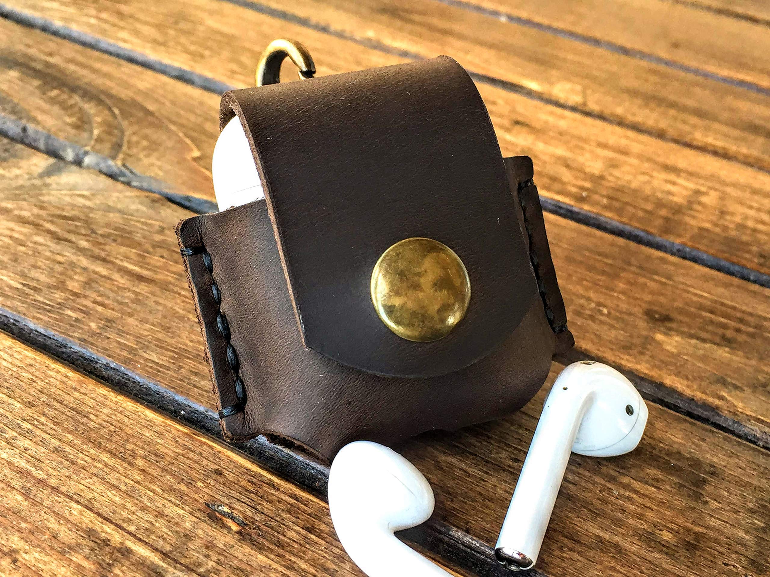 Genuine Leather AirPods Case Cover, Handmade Vintage Style Minimalist  Design Anti Lost Protective Cover, Snap Hook Keychain, Hand Stitched  (Brown)