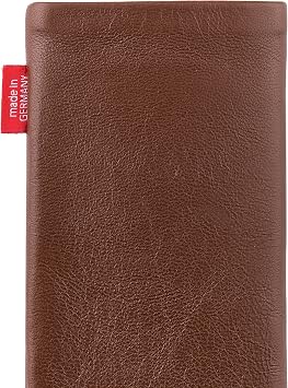fitBAG Beat Cognac Handytasche für Apple iPhone 17 Pro Max Tasche aus Echtleder Nappa mit Microfaserinnenfutter Hülle mit Reinigungsfunktion Made in Germany