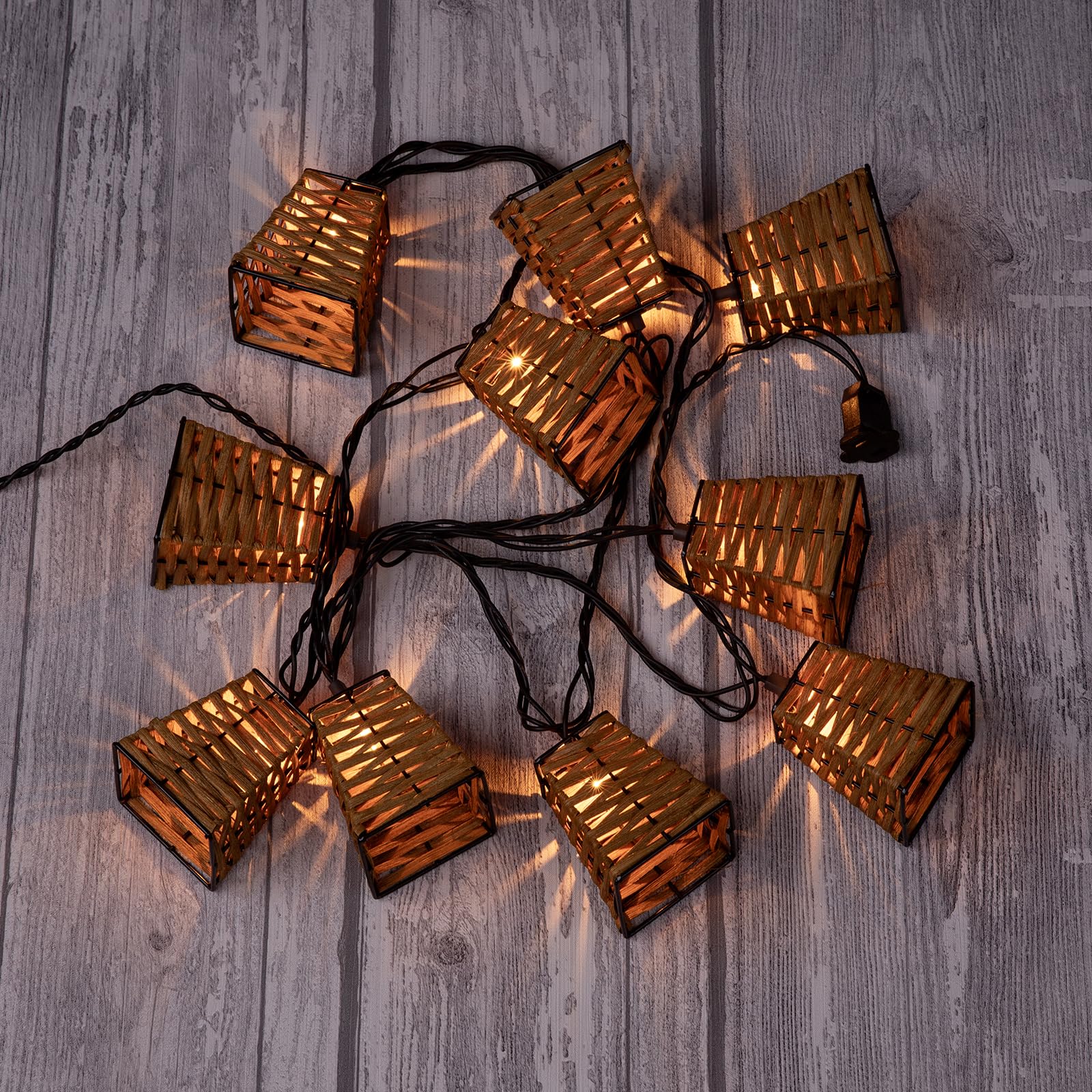 Zewnętrzne lampki strunowe, wodoodporne, łańcuch świetlny w stylu boho, na patio, do ogrodu, werandy, balkonu, pawilonu (PP Rattan)