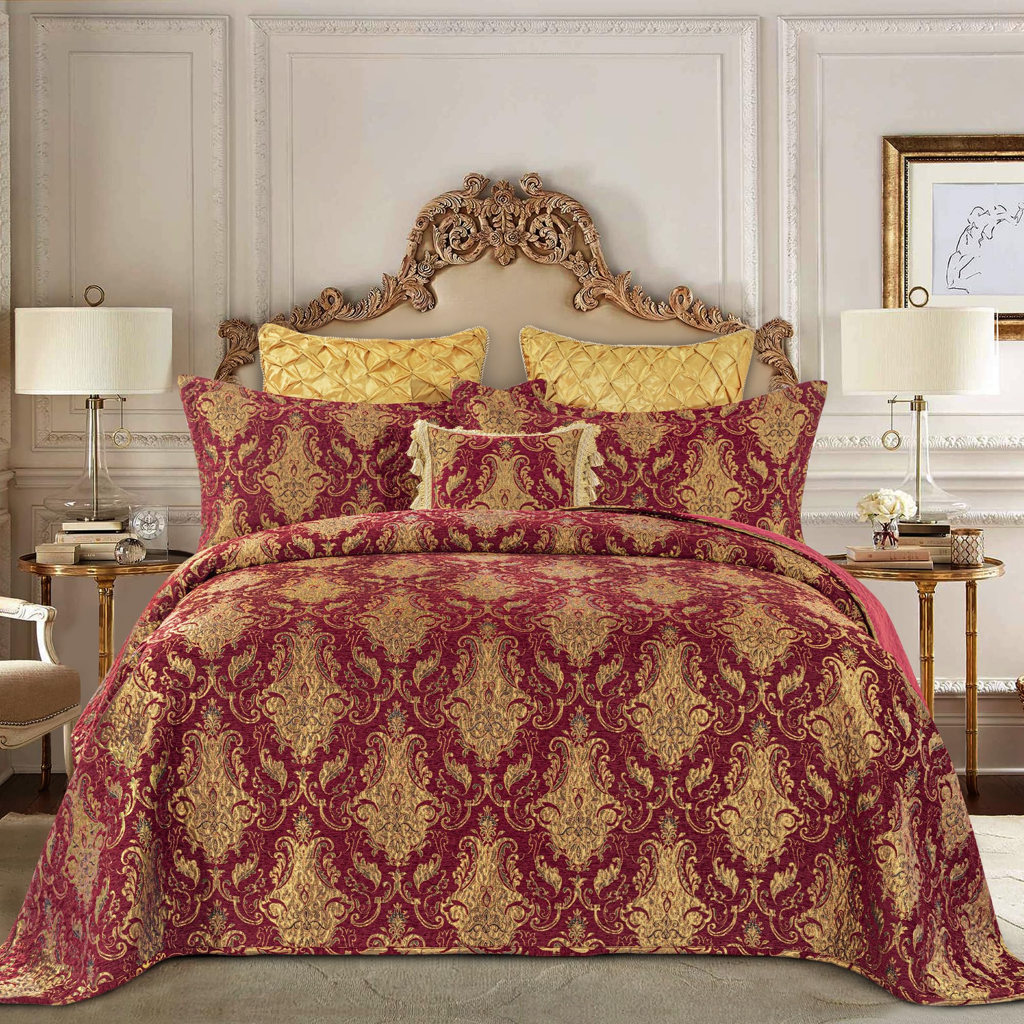 loom and mill luxury quilt set 3 piece, classic damask quilted bedspread queen size with 2 shams, soft lightweight jacquard bedding coverlet set for christmas all season (red, queen)