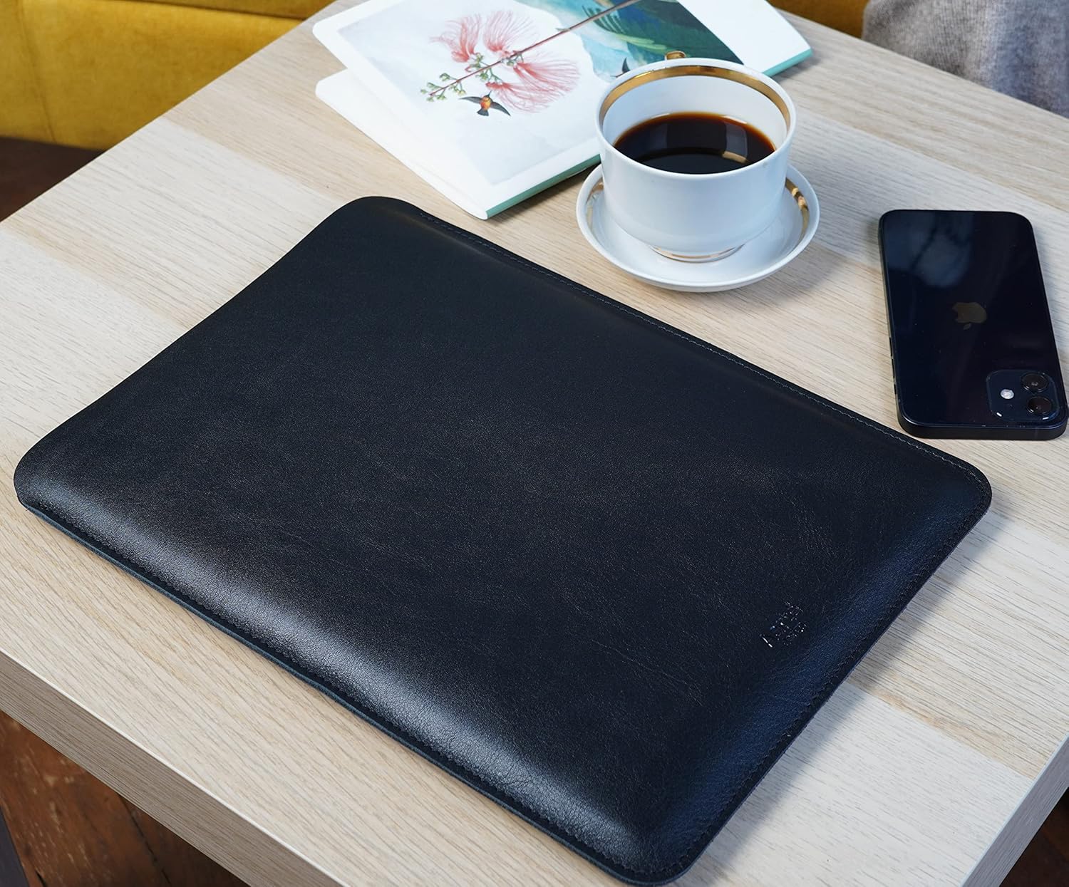 Genuine Vintage Leather Sleeve case for 13-inch MacBook Air/Pro 2018-2025 M1 M2 M3 A2337 A2179 A1932 / 13 MacBook Pro M1 M2 M3 /A2338 A2251 A2289 (2018-2025) (Vertical, Black) - Image 7