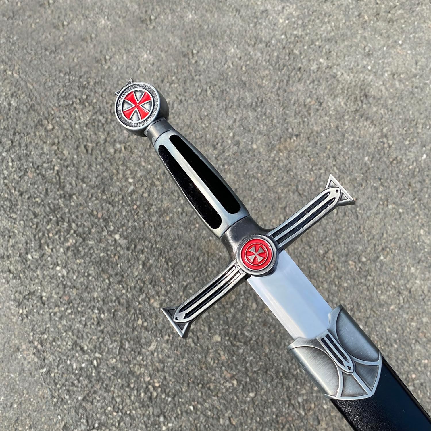 Sauvagine-33.3-inch Black Templar Sword—Medieval Crusader Replica, Suitable for Role-Playing, Collecting, and Display