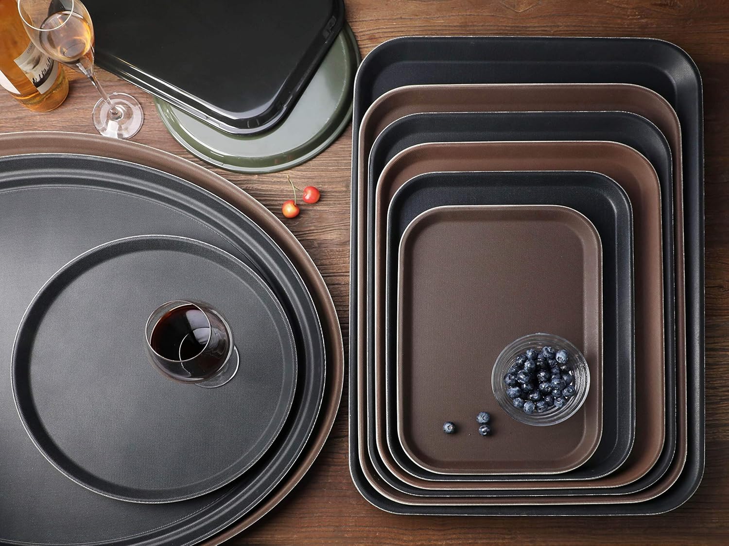 New Star Foodservice Non-Slip Tray, Plastic, Rubber Lined, Round (Brown, 14-Inch) - Image 9