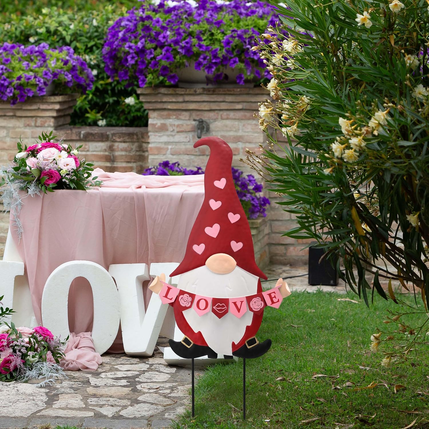 TERESA'S COLLECTIONS Valentine's Day Gnome Decor, 27" Metal Yard Stakes with Love Sign, Pink & Red Outdoor Garden Decor, Romantic Holiday Welcome Yard Signs for Lawn Porch Patio Home Decor