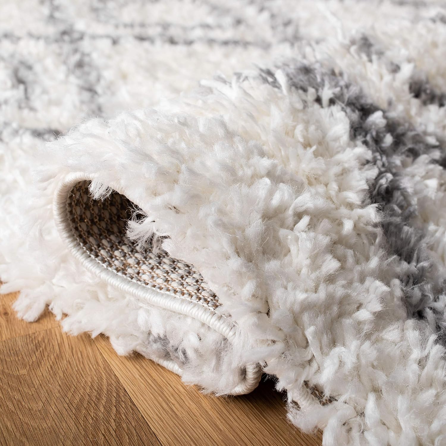 SAFAVIEH Moroccan Tassel Shag Collection Runner Rug - 2'2" x 8', Ivory & Light Grey, Boho, Non-Shedding & Easy Care, 1.5-inch Thick Ideal for High Traffic Areas in Living Room, Bedroom (MTS358B)