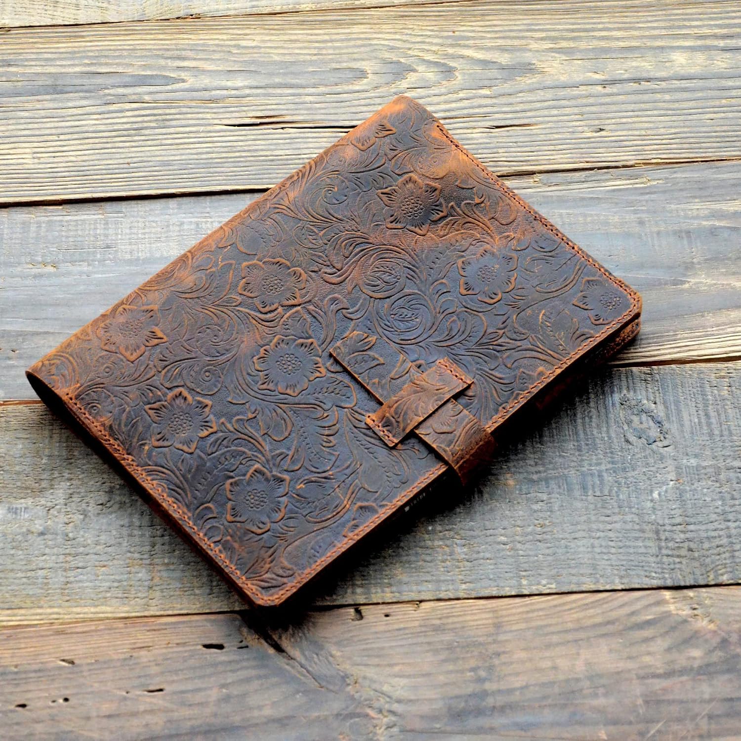 Personalized Refillable Leather Journal Writing Notebook, A4 1 Inch Ring 8.5" x 11" Leather Travel Journal, A4 3 Ring Binder Organizer Planner, Travel Gifts, Zipper Pockets and Pen Holder