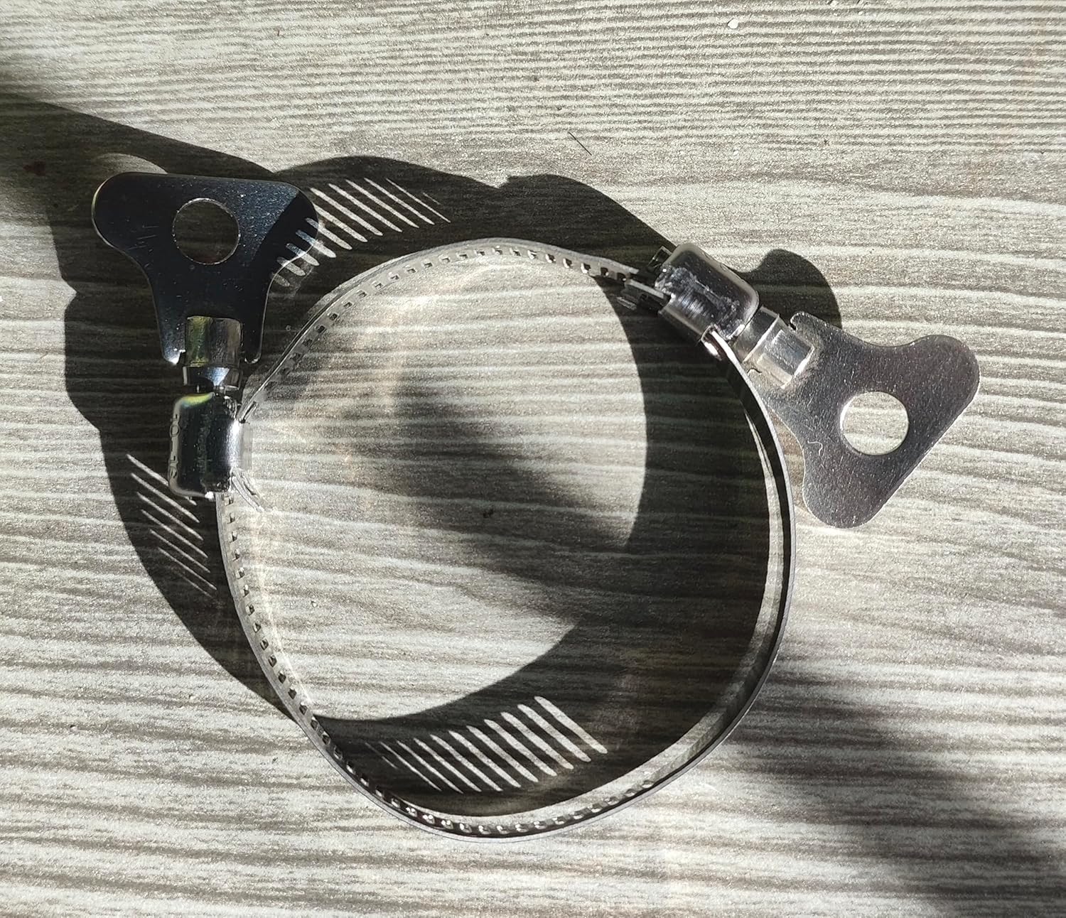 16pcs Mixed Pack 304 Stainless Steel Hose Clamps, Adjustable Thumb Screw Key Type Clamps, (6-12mm, 13-19mm, 19-29mm, 21-44mm) Size 4pcs each, Great for plumbing, automotive and mechanical applications