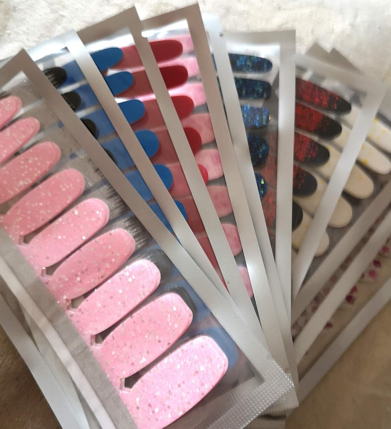 Express Manicures 10 Full Packs Of 100 Nail Laquer Strips