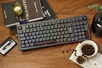EPOMAKER RT100 97 gombos mechanikus gaming billentyűzet, Wisteria Linear, 5000 mAh 2