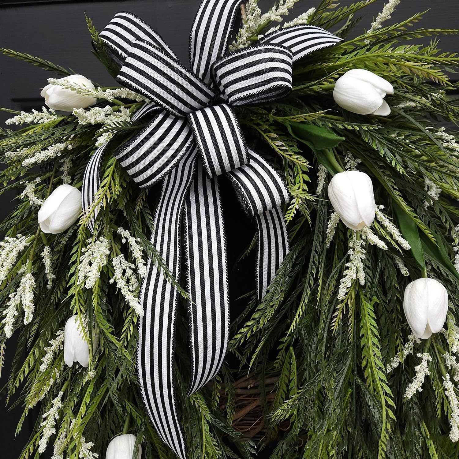 16-inch Artificial Christmas Wreath, Perfect For Front Door Decoration. Faux Greenery Christmas Wreath For Home Decor,mantel Or Wall Display,festive Winter Decor
