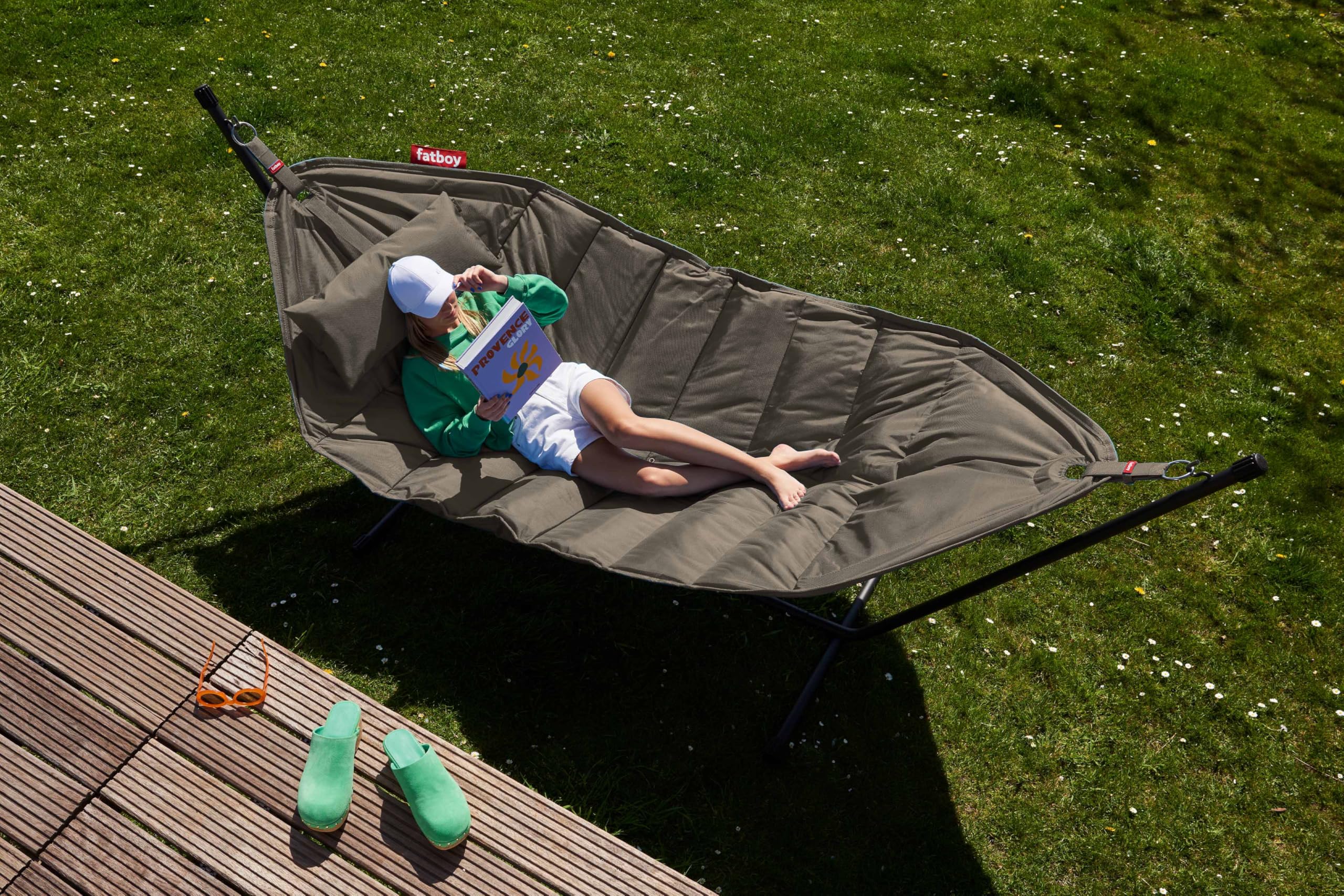 Fatboy Headdemock Hängematte - Klappbare Hängematte mit Gestell - Outdoor geeignet für Camping, Garten & Terrasse - Reise Hängesessel aus Polyester für bis zu 150kg - 270 x 138 cm - Taupe