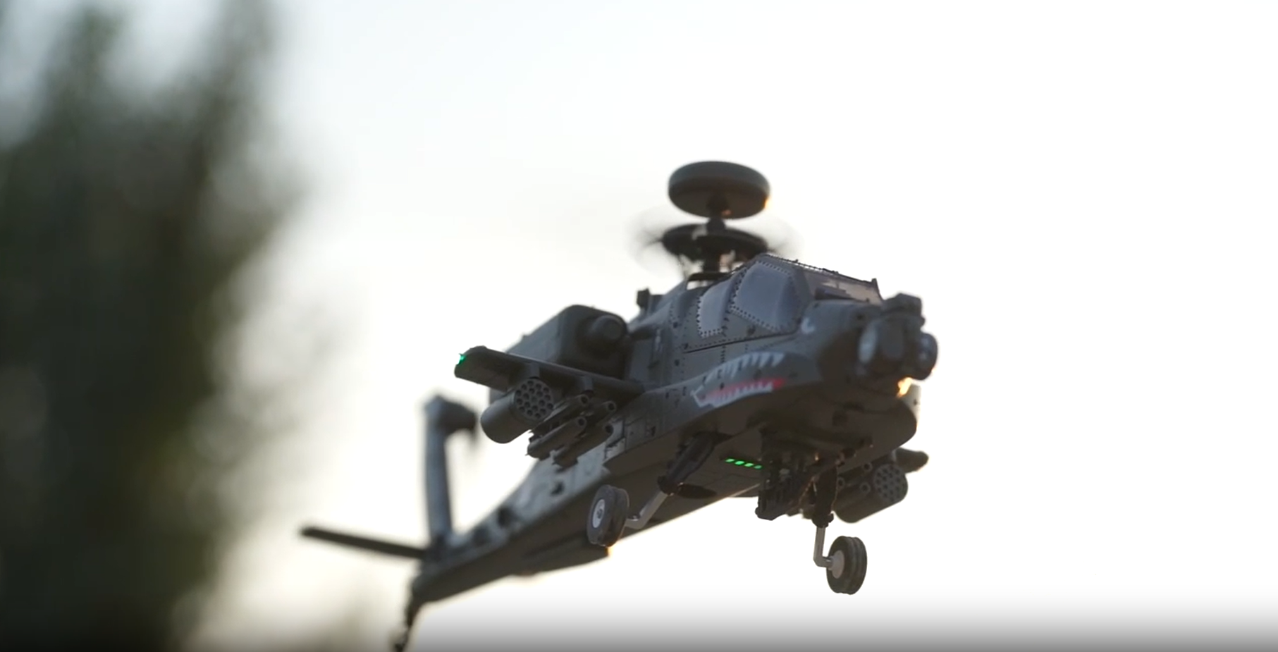 RBLOCTOYNY YU Xiang F11-S AH64 Apache RC Helicopter, 2.4G 6CH GPS
