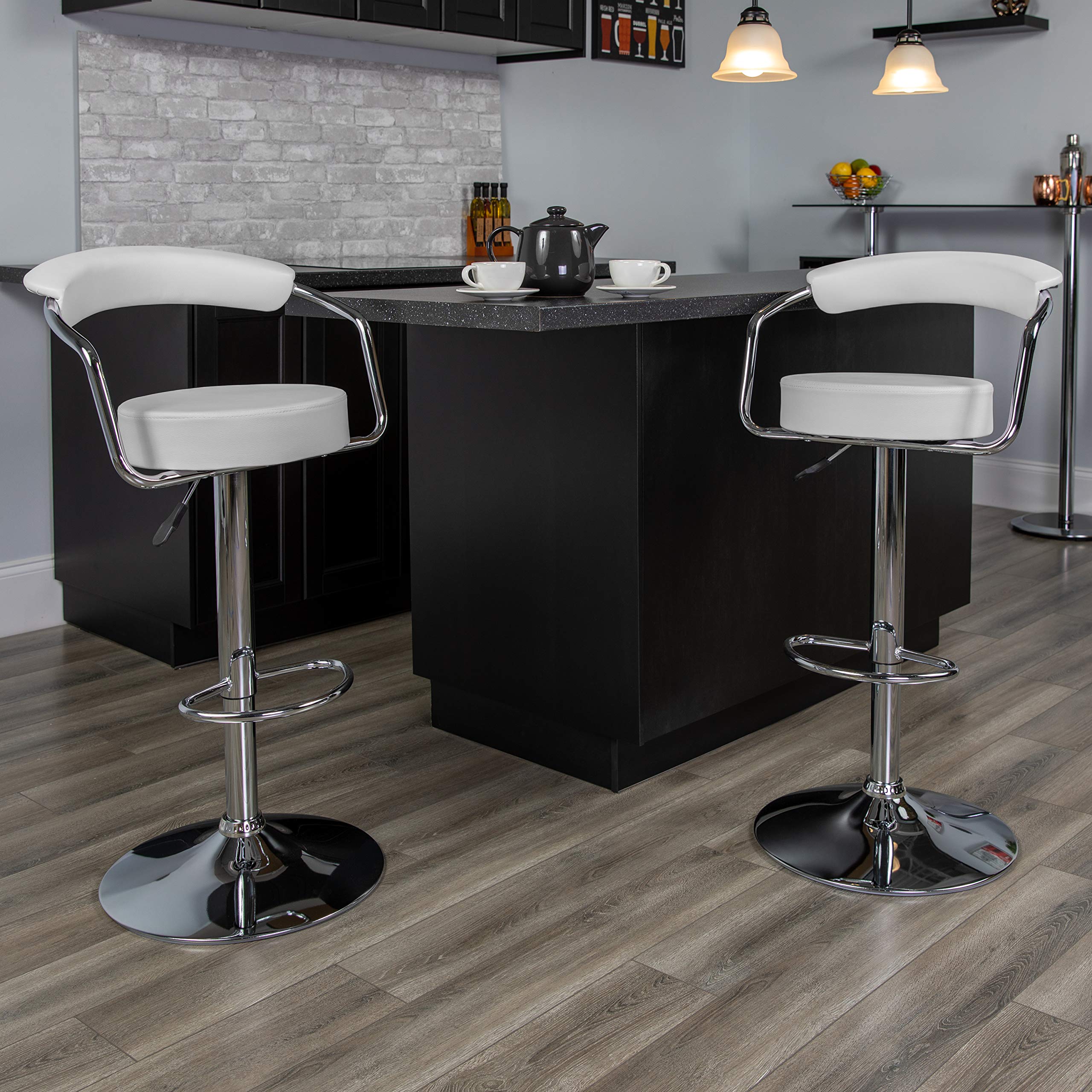 Flash Furniture Taft - Sgabello da Bar Moderno in Vinile, Altezza Regolabile, con braccioli e Base cromata, Confezione da 2, Colore: Bianco
