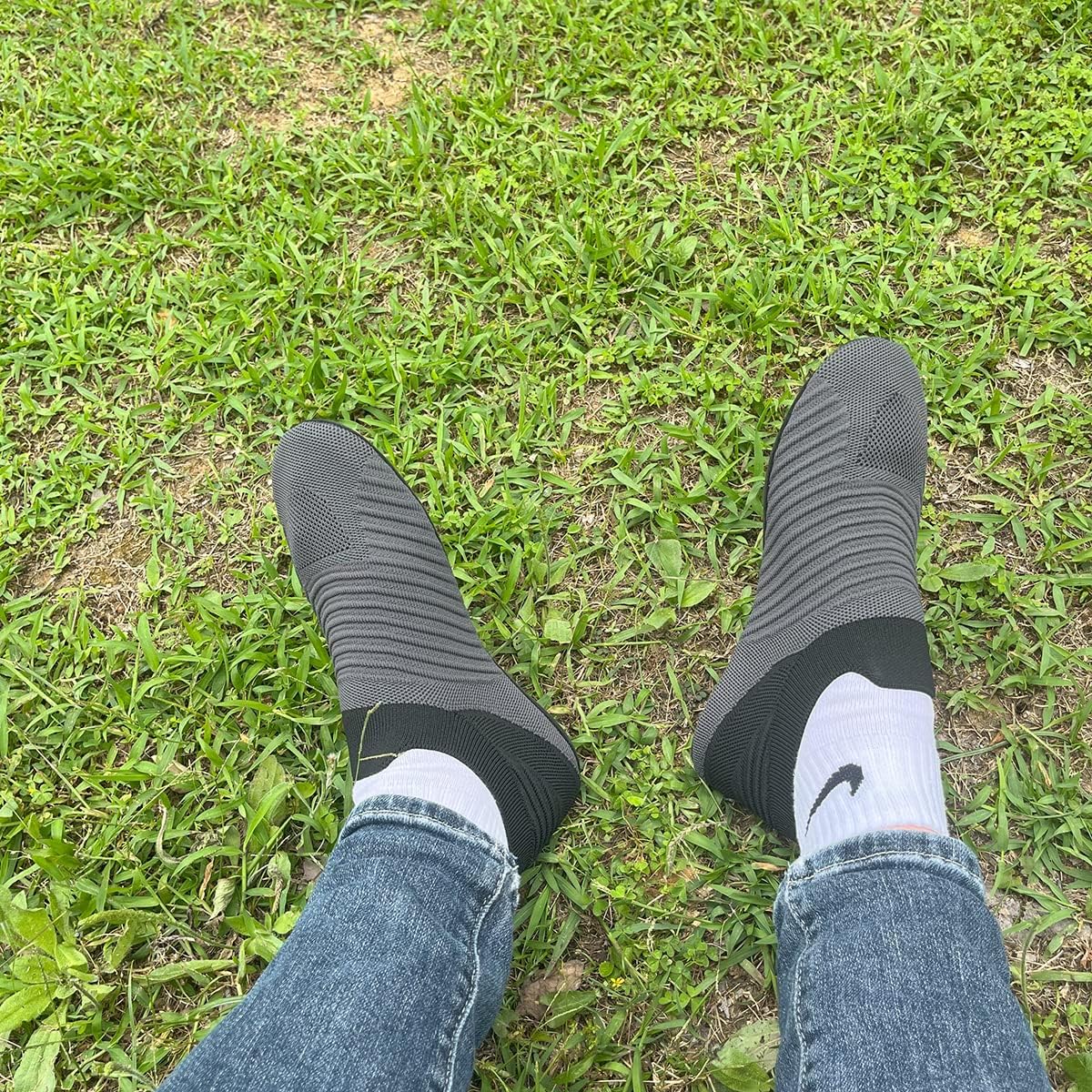 ditont Non-Slip Indoor House Slippers Lightweight Comfortable Grip House Home Shoes for Men Women - Image 4