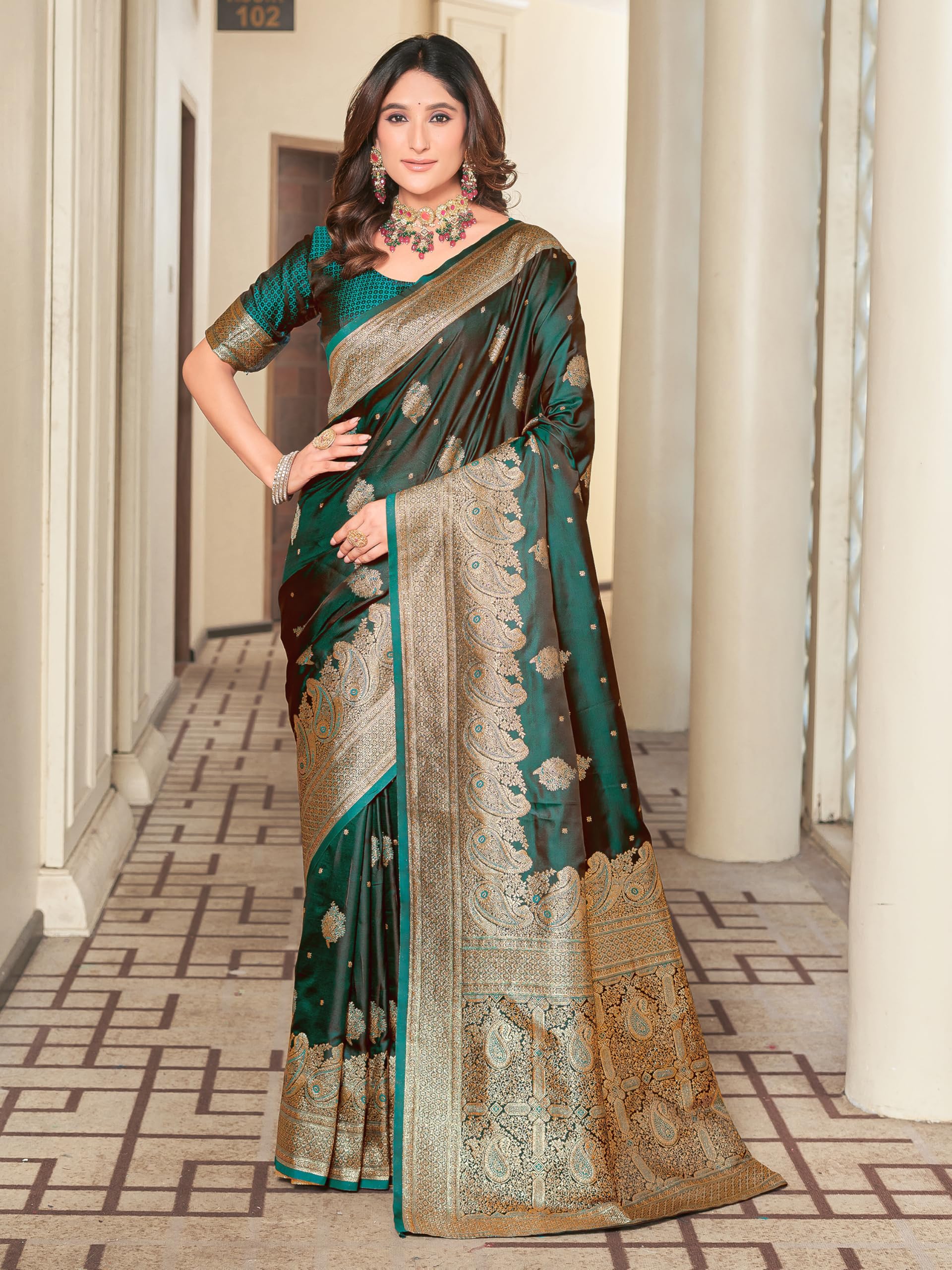 Glory Sarees Banarasi Damen-Sari, Satin, Seide, elegant verarbeitet, anmutiges Design mit Blusenteil (Satin Silk_Parent)