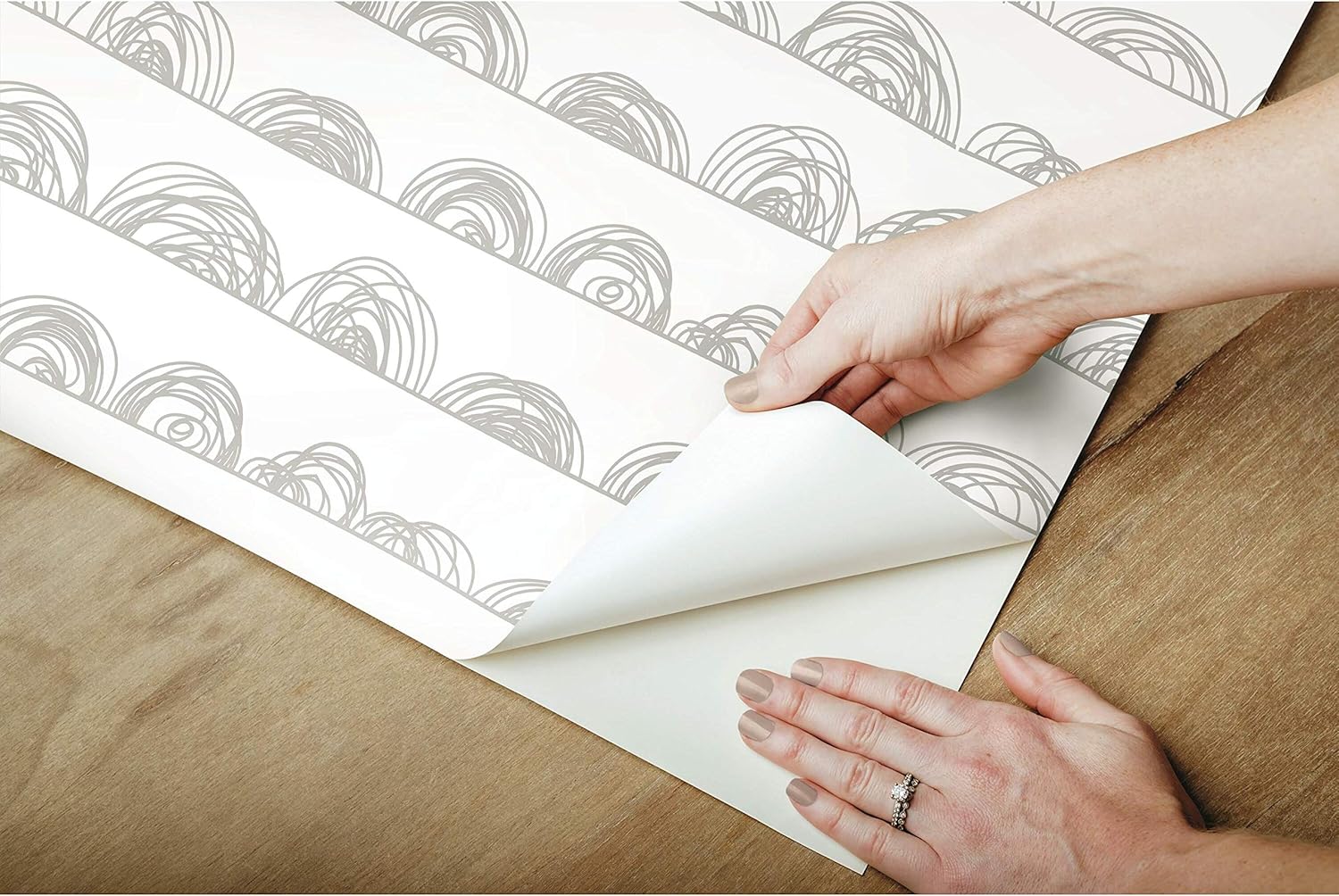 Gray and White Doodle Scallop Peel and Stick Wallpaper Roll