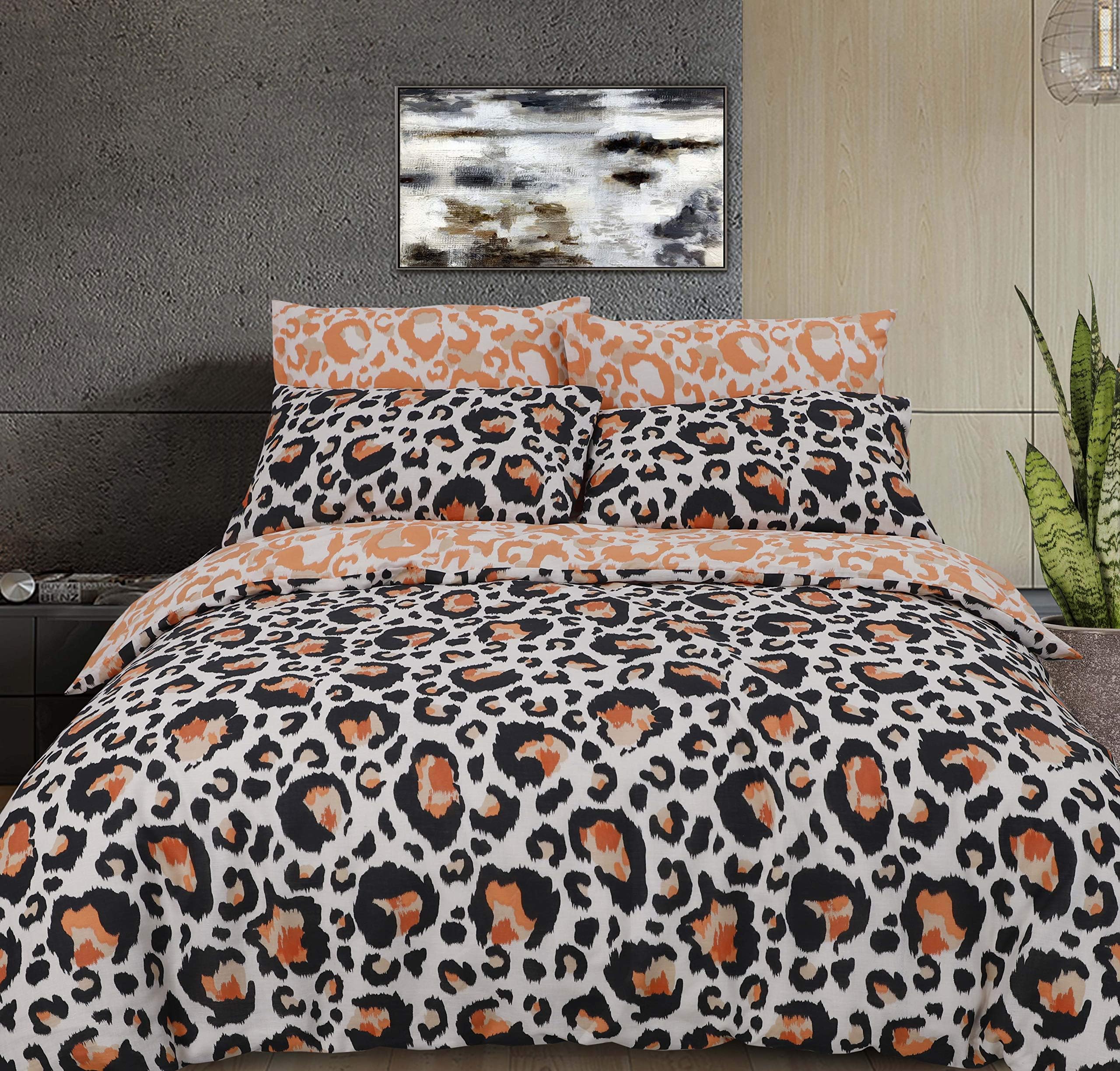 Sleepdown Reversible Printed Large Leopard Natural Poly Cotton Quilt/Duvet Cover Set, 3 Pcs - Super King