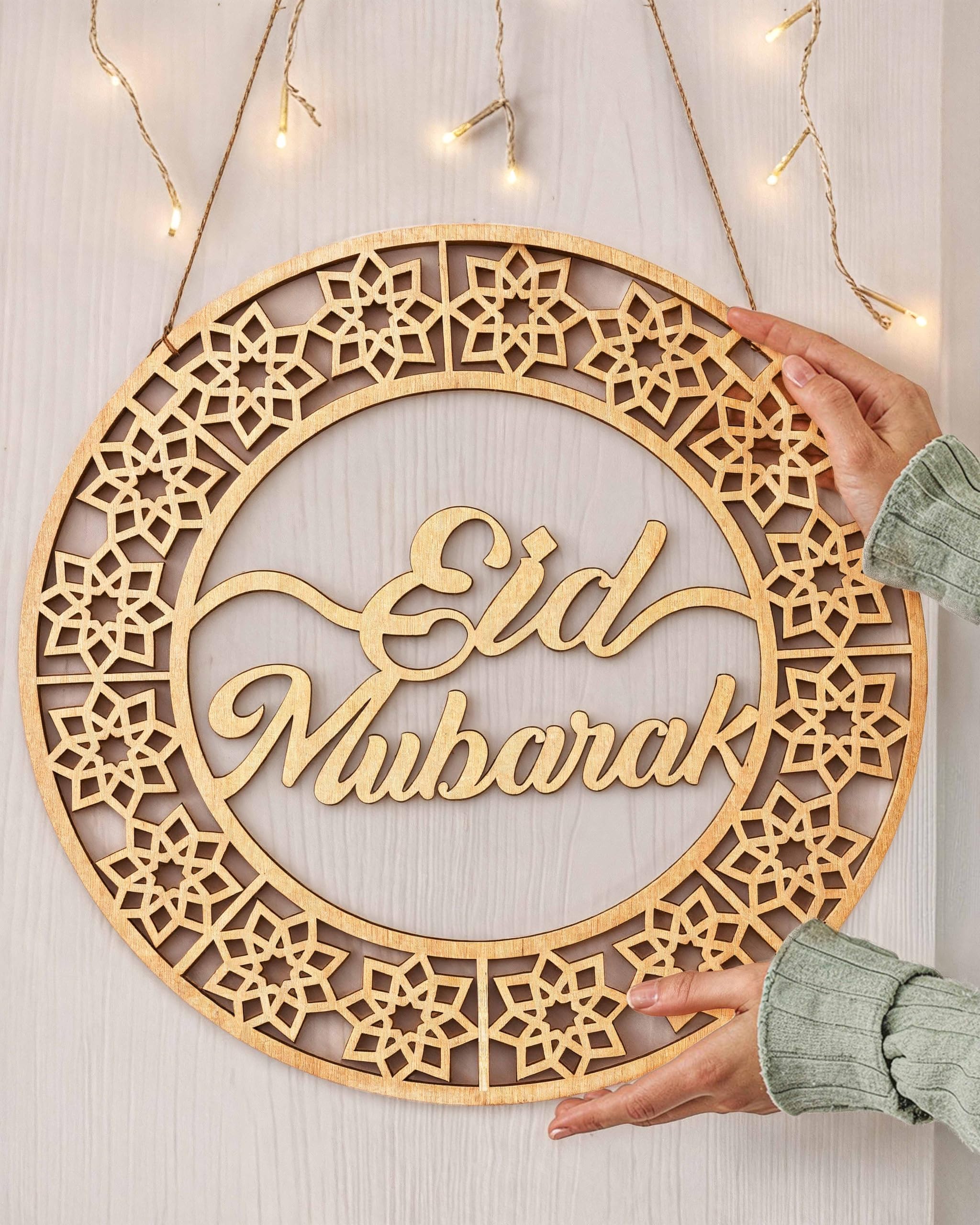 OLEEK Eid Decorations Wreath (12in) - Elegant 'Eid Mubarak' Sign - Green Cardstock - 12in Diameter, 4mm Thick