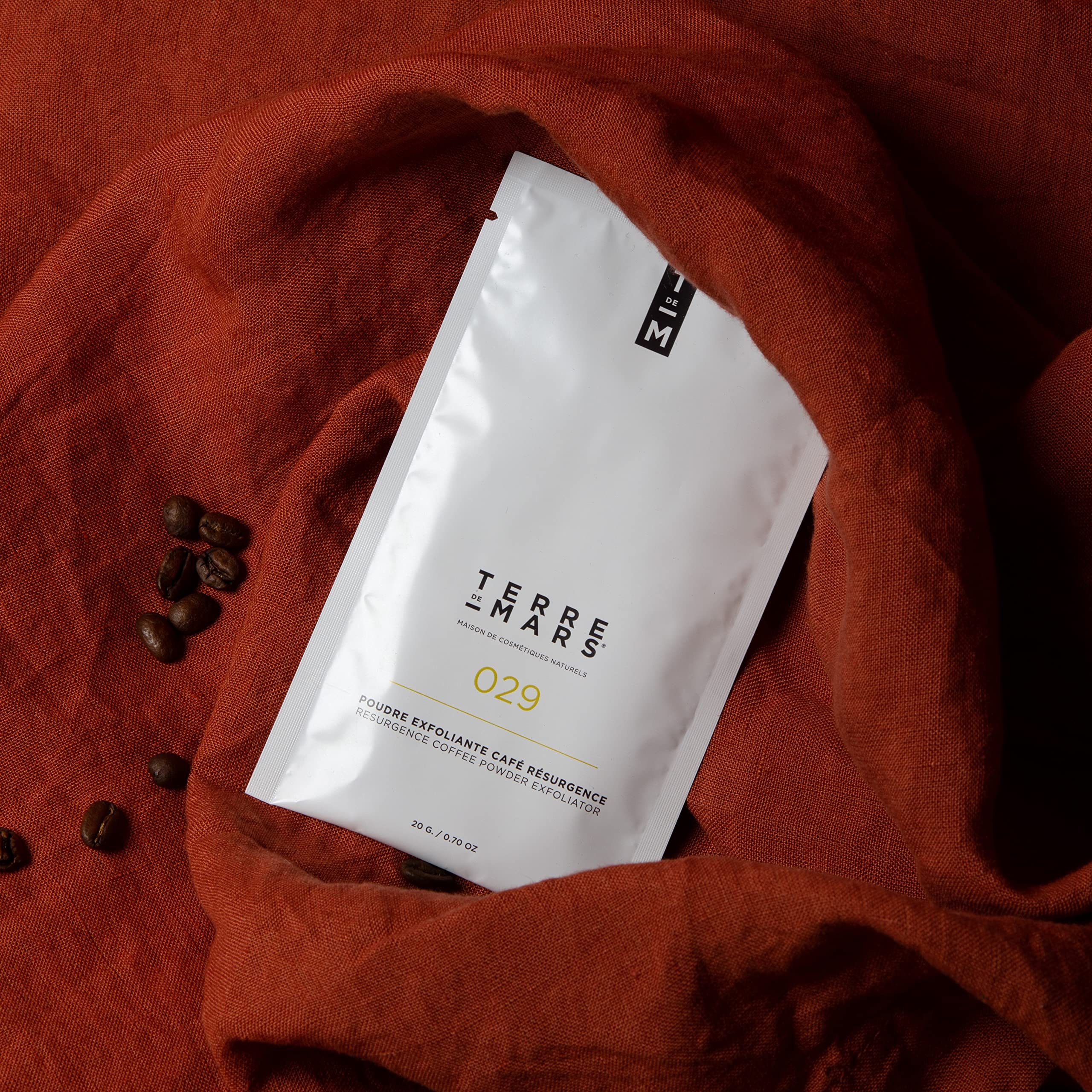 TERRE DE MARS| Resurgence Coffee Powder Exfoliator | Cosmos Organic | Café Arabica | Coconut | Castor oil| Exfoliates | Moisturizes | Nourishes | 20gm