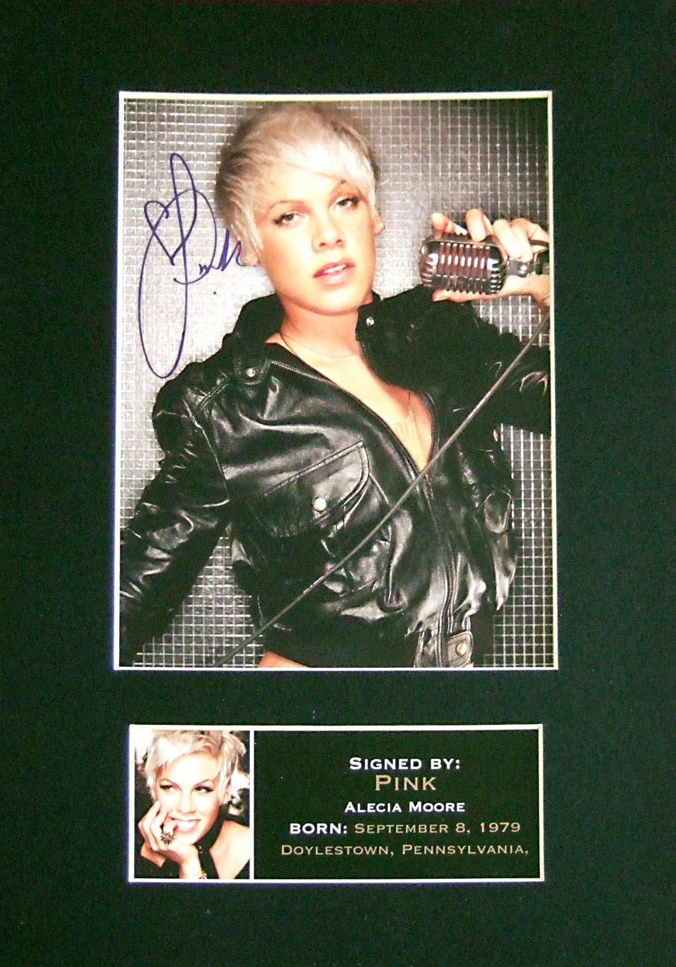The Autograph Collector Gold,Black Pink Signed Autograph Mounted Photo Reproduction Print A4 Rare Perfect Birthday (297 X 210Mm) #230 (Not Framed)
