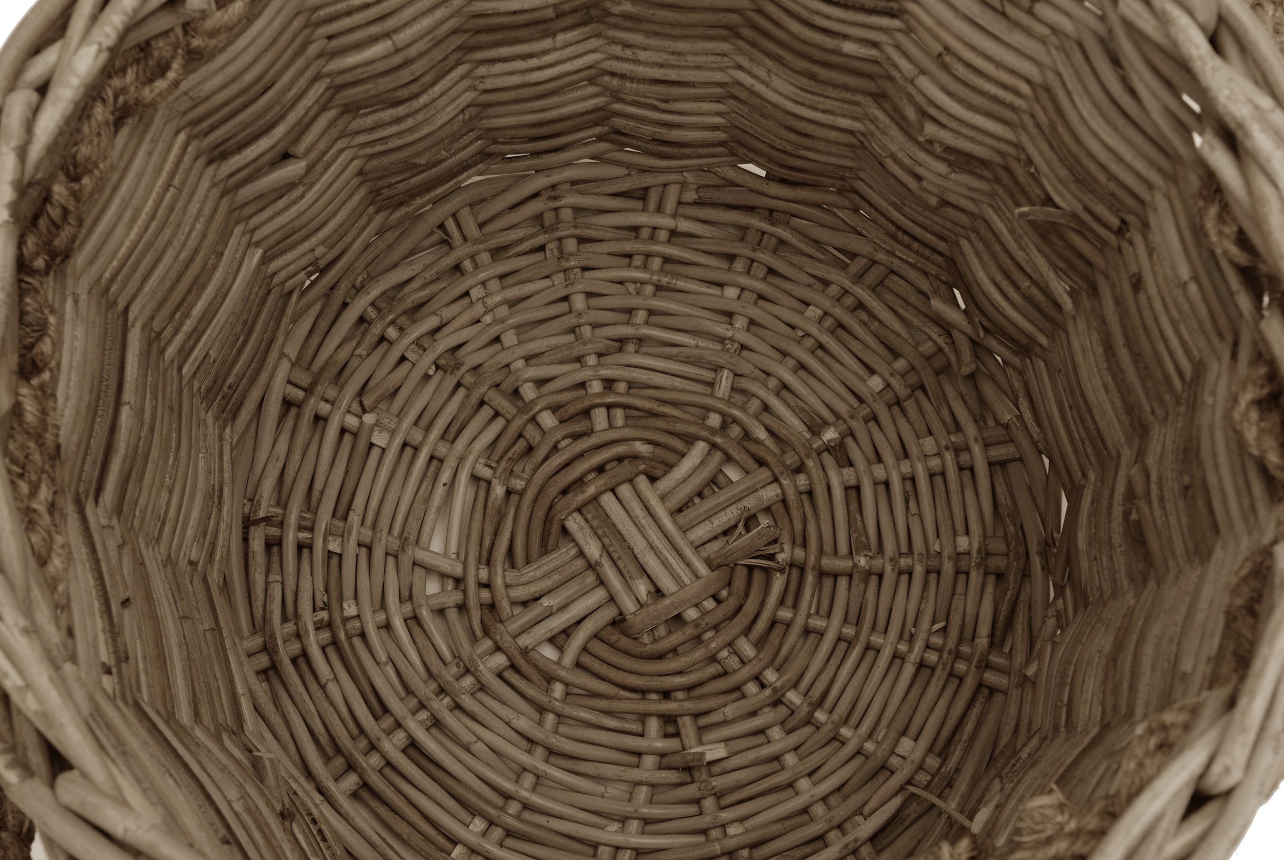 korb.outlet Duży kosz na rośliny, kosz drewniany, okrągły, szary, naturalny rattan, z krawędzią linkową/ozdobna doniczka z rattanu (średnica XL 50 cm)