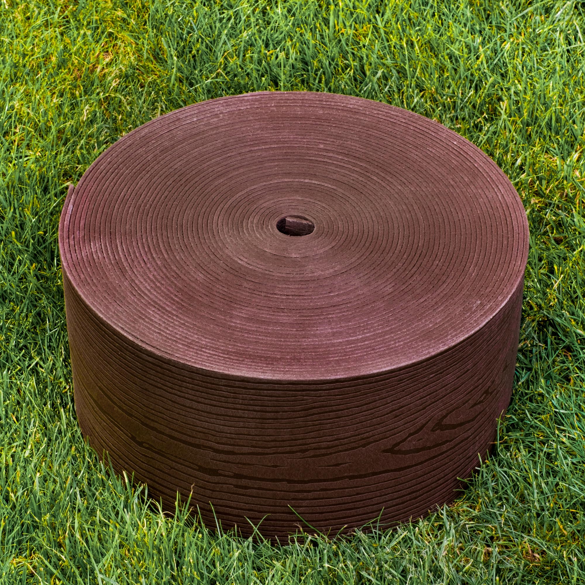 UNIGARDIA Bordura per Aiuola 20 m - Altezza 13 cm, Spessore 3 mm - Bordatura per Giardino in Plastica - Cordolo Flessibile per Aiuole - Uso Semplice, Marrone con Decori in Legno