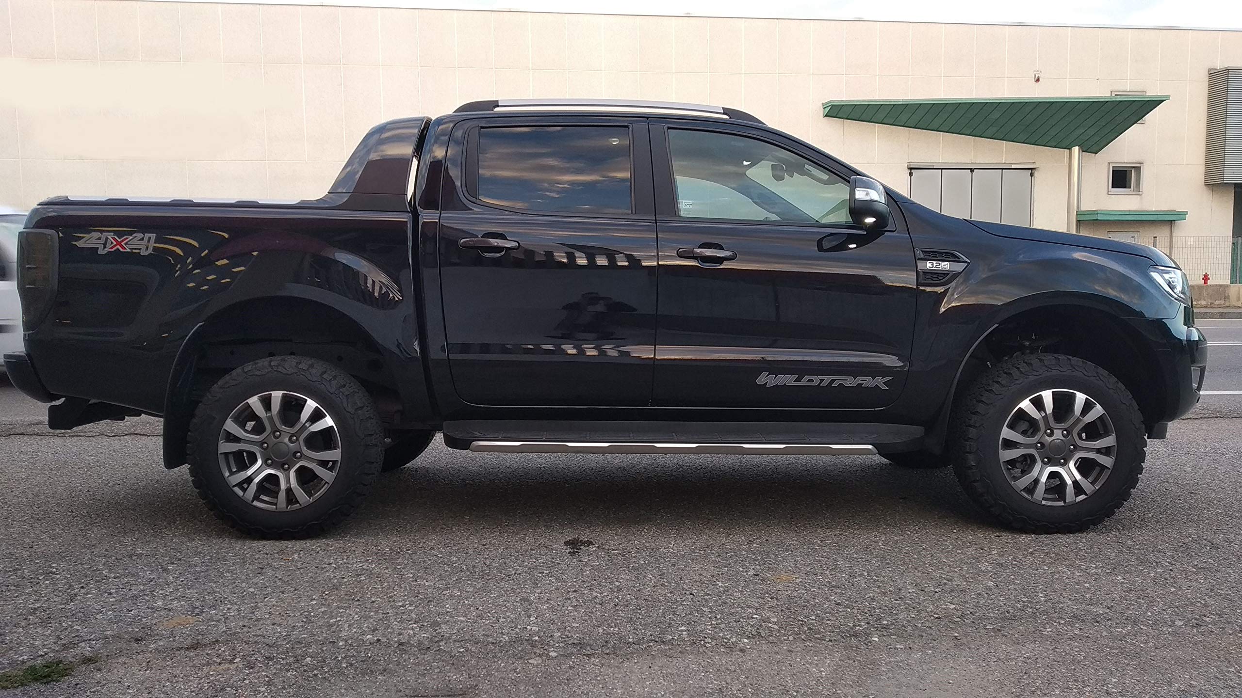 Rialzi 2,5” Anteriori – 2” Posteriori Sollevamento Lift Kit per Ford Ranger 2012 – 2022 T6 T7 T8
