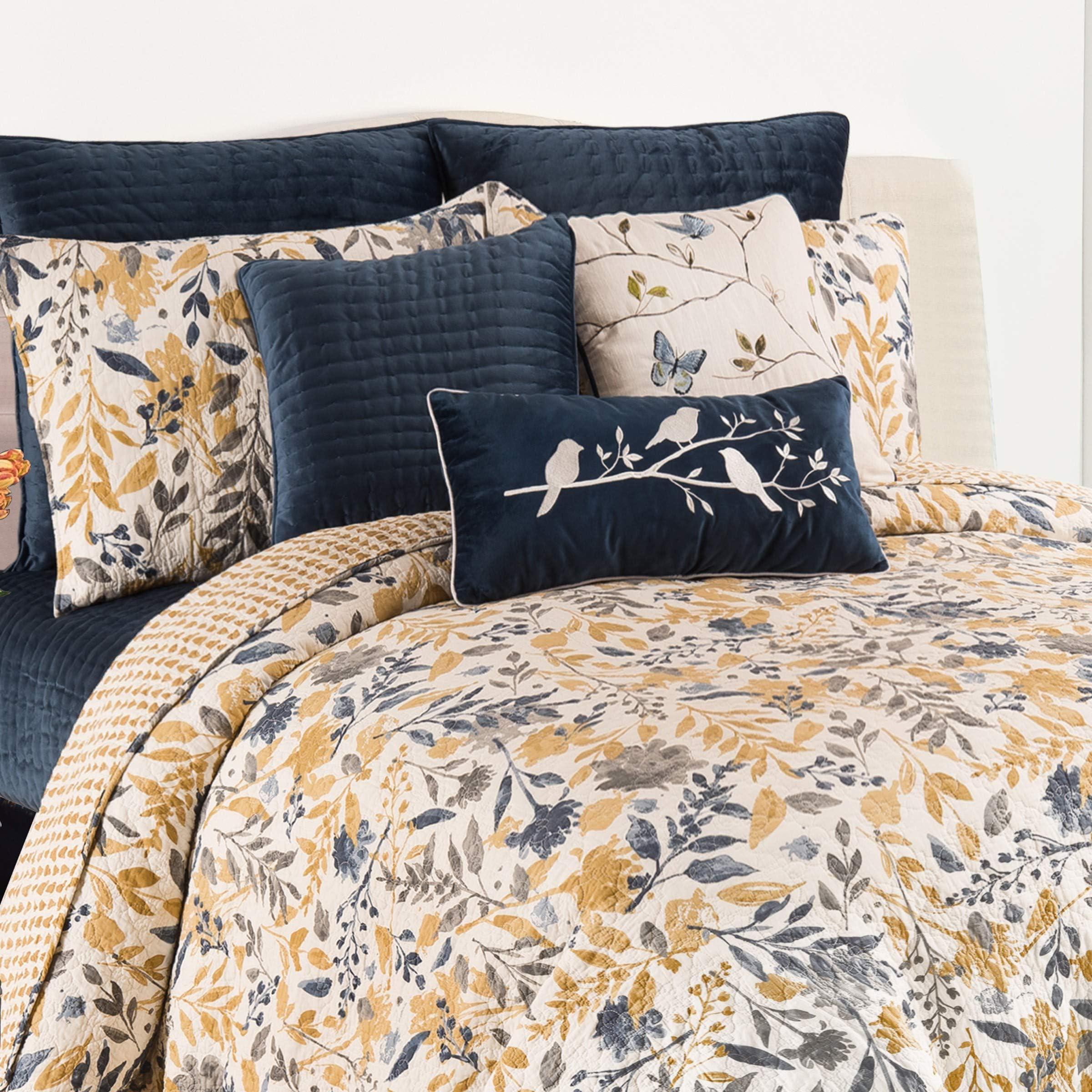 Bluewater Bay Queen Bedspread