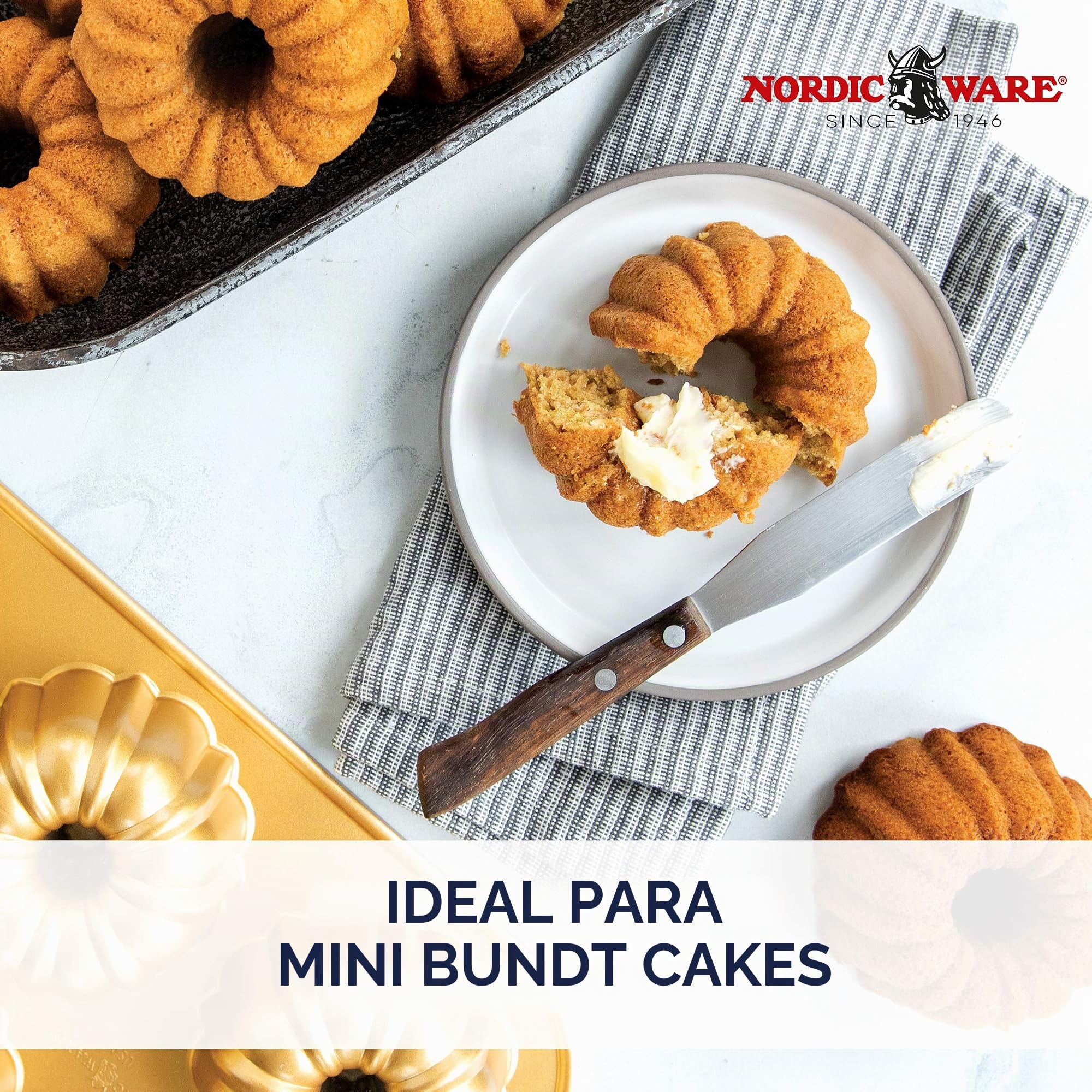 Nordic Ware Molde de aluminio fundido para 6 pasteles, molde para tartas de aniversario, hecho en Estados Unidos, color dorado