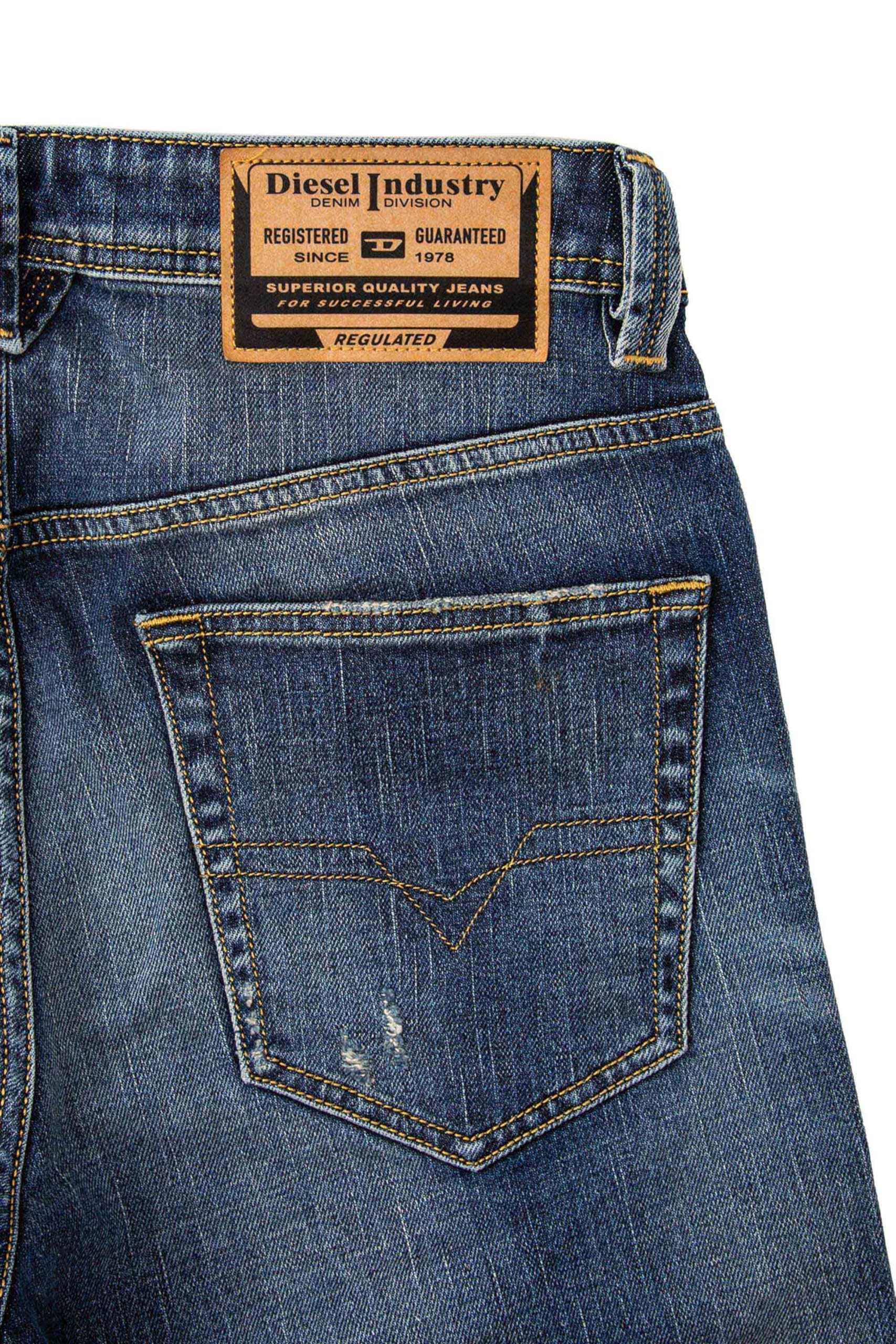 Diesel Herren Larkee-X R8I0C Jeans Hose Regular Straight