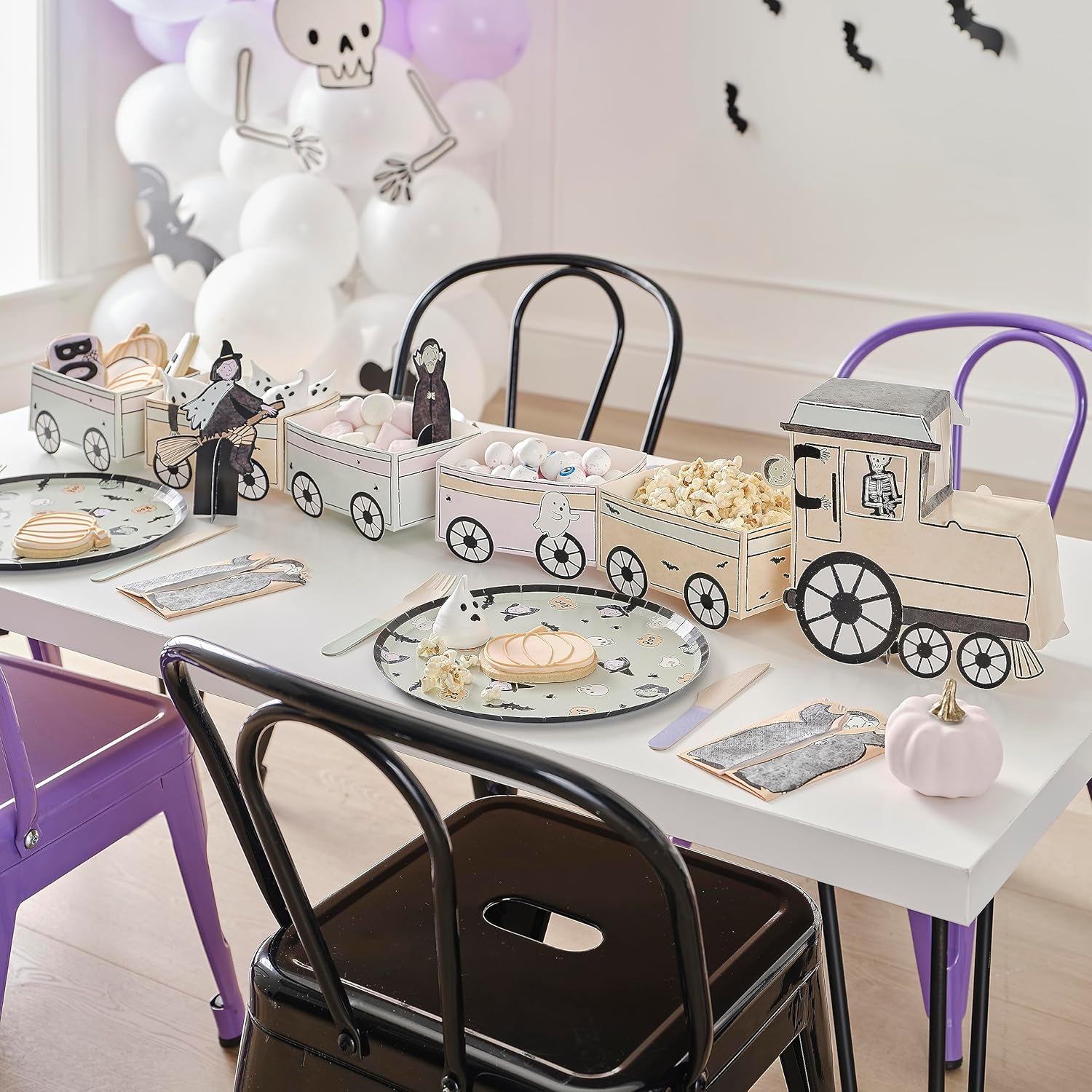 Ginger Ray Halloween White Skull Paper Party Loot Bags for Trick or Treating 6 Pack