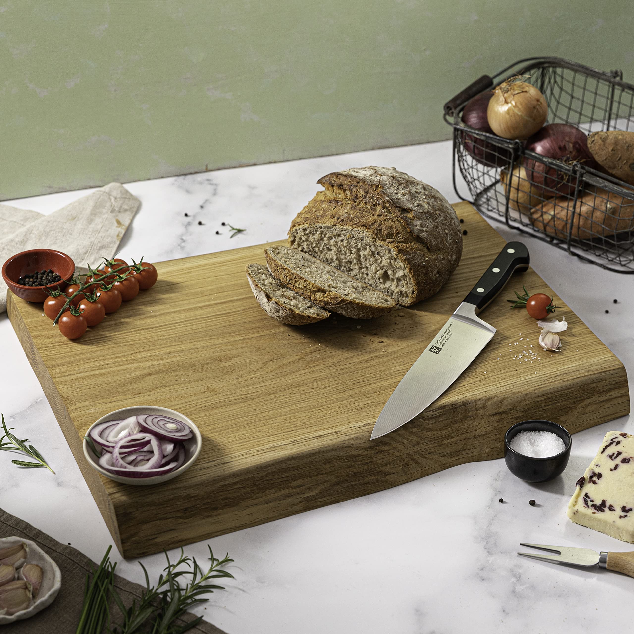 Planche à découper en bois chêne 45x30 cm pour cuisiner au quotidien