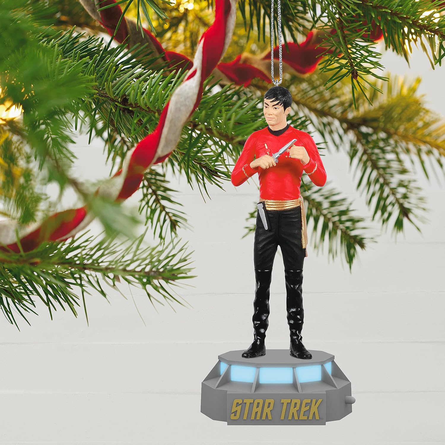 Hallmark Keepsake Christmas Ornament 2020, Star Trek Mirror, Mirror Collection Lieutenant Hikaru Sulu Storytellers With Light and Sound (3499QXI6071)