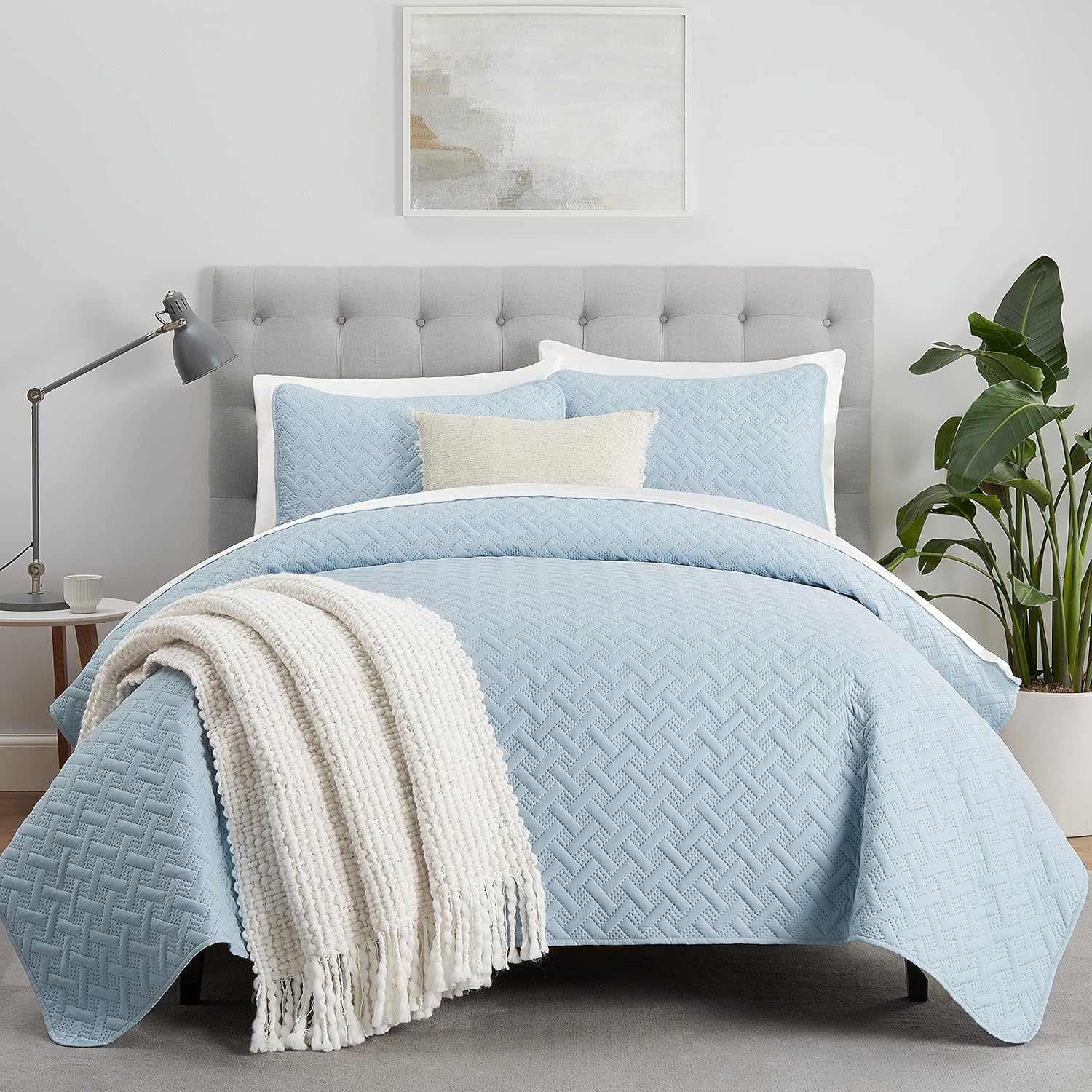 Serta ComfortSure Pinsonic Quilt Set King/Cal King Bedding Set in Light Blue