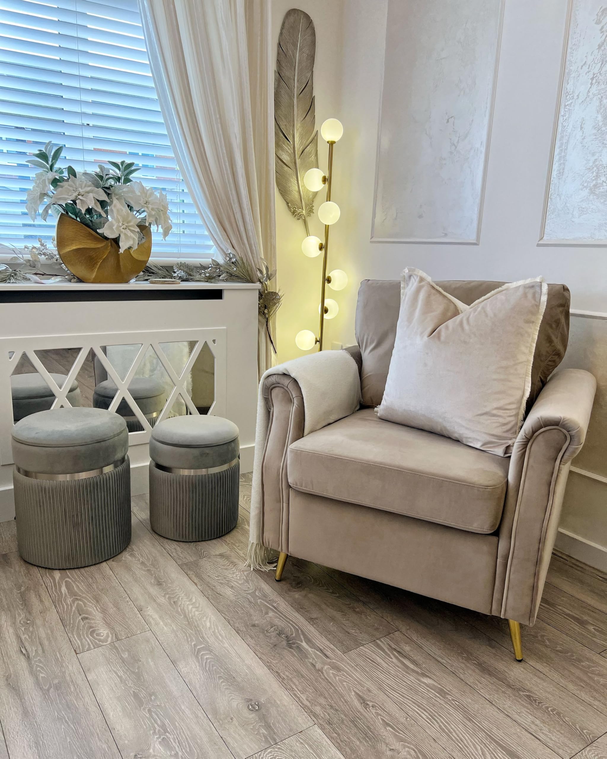 Beliani Set di 2 pouf grigio chiaro in velluto
